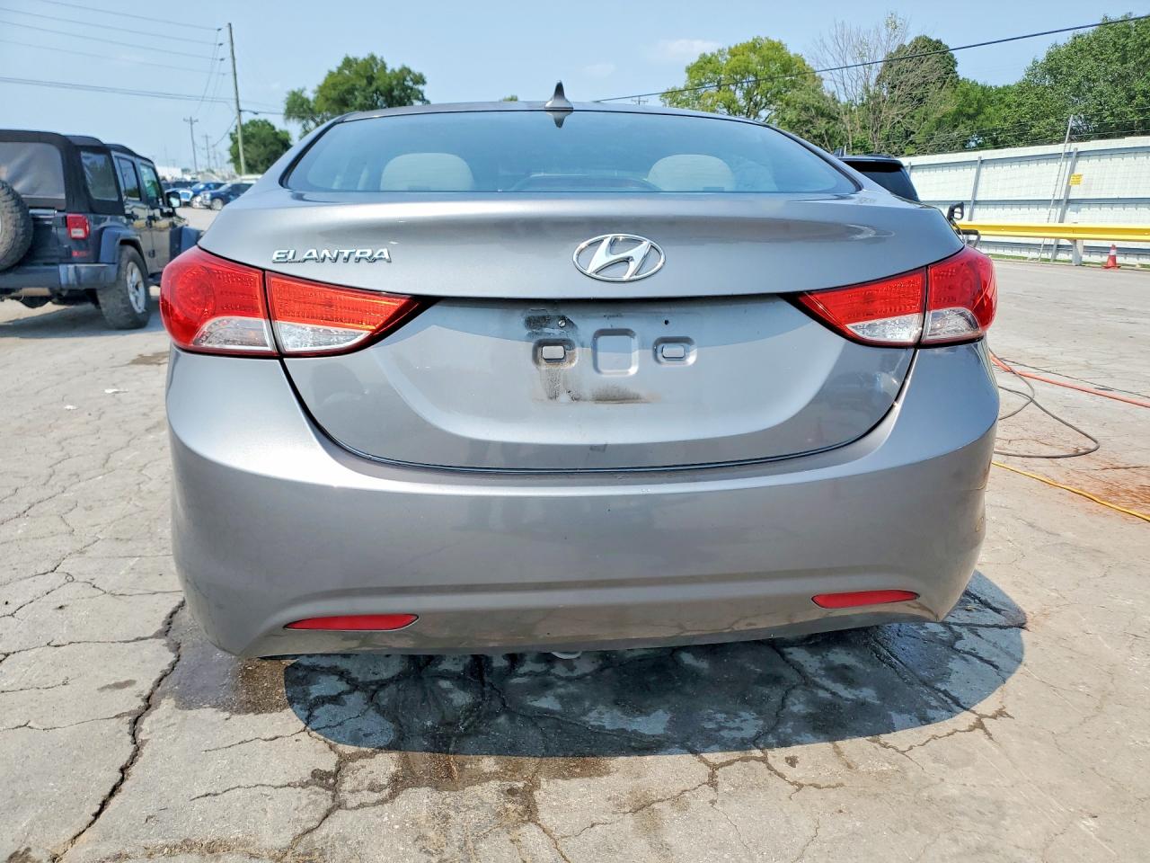 2013 Hyundai Elantra Gls Gray vin: 5NPDH4AE6DH385827