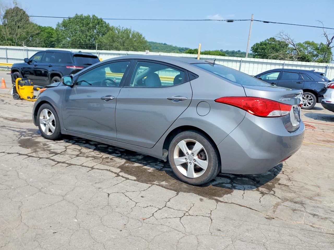 2013 Hyundai Elantra Gls Gray vin: 5NPDH4AE6DH385827
