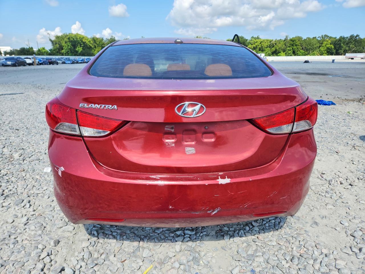 2013 Hyundai Elantra Gls Red vin: 5NPDH4AE6DH385908