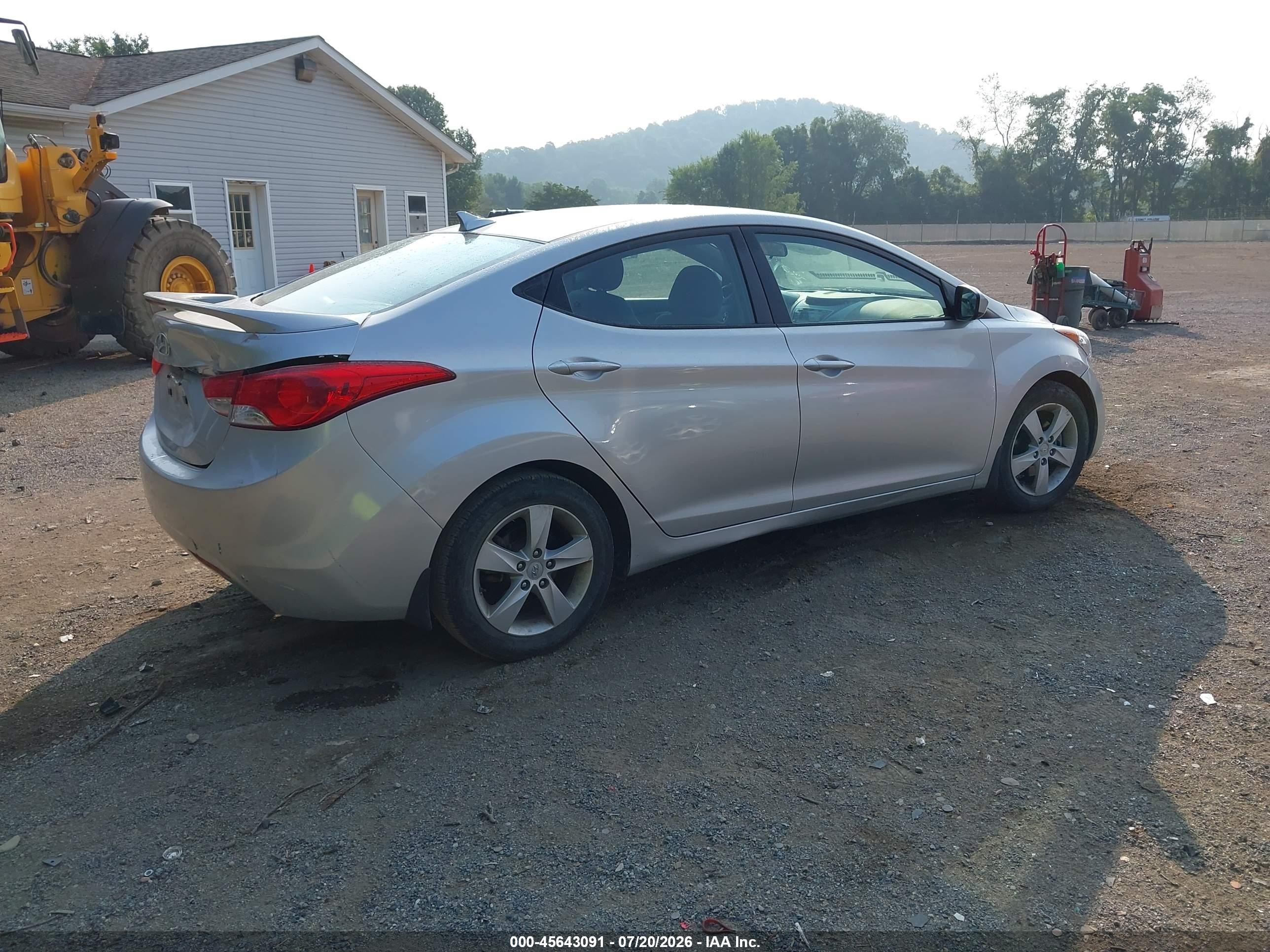2013 Hyundai Elantra Gls Silver vin: 5NPDH4AE6DH392714