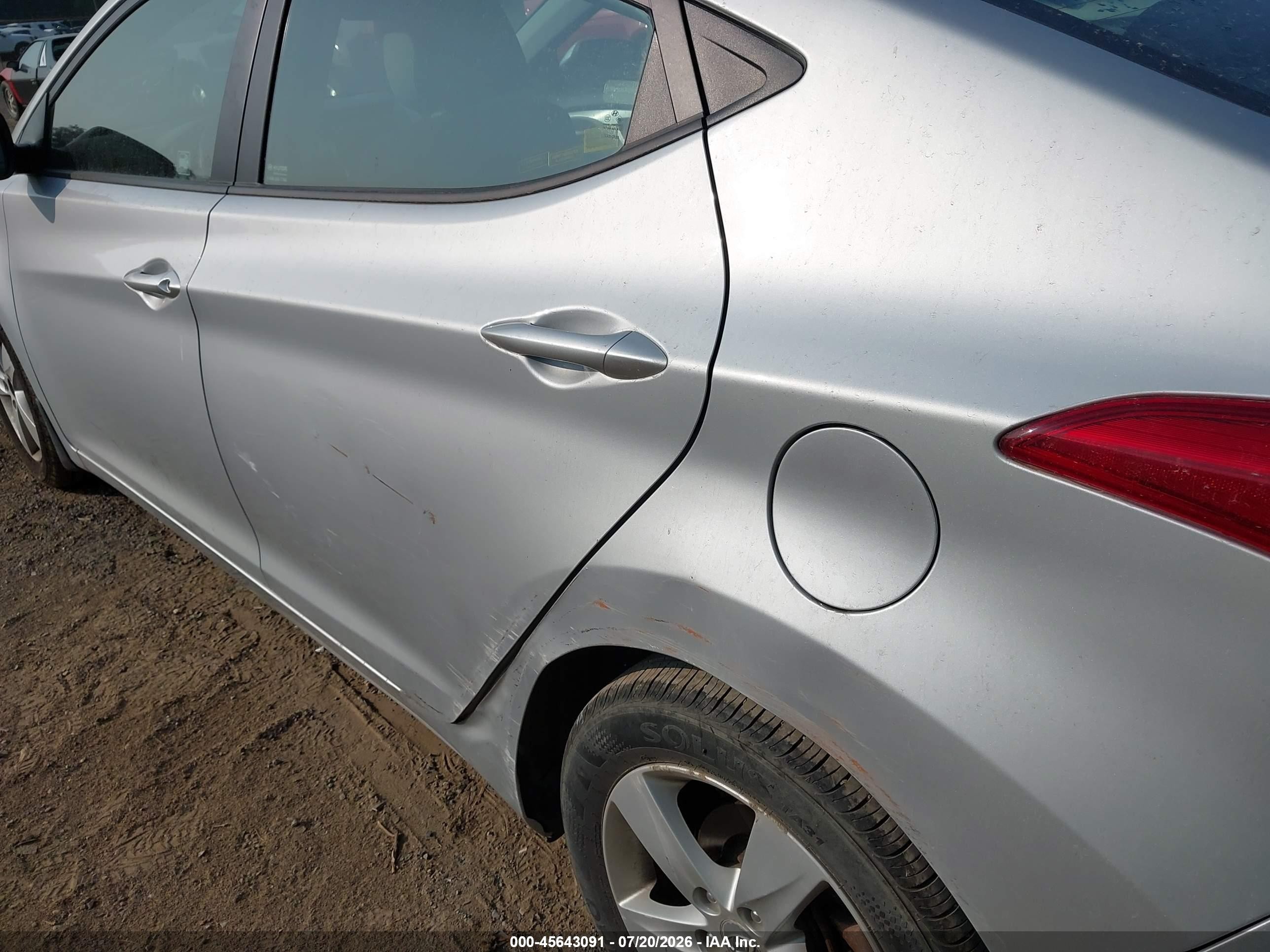 2013 Hyundai Elantra Gls Silver vin: 5NPDH4AE6DH392714
