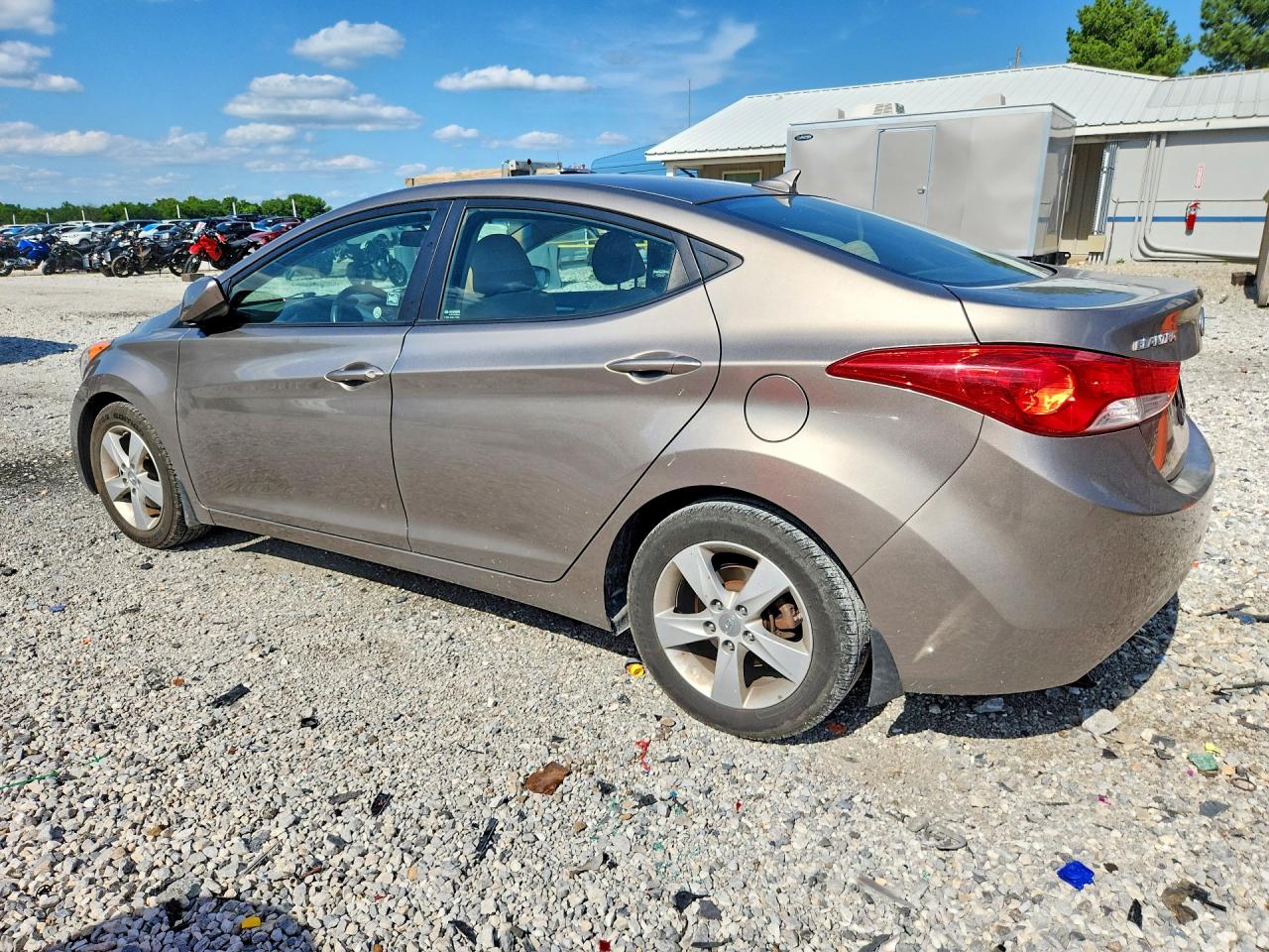 2013 Hyundai Elantra Gls Beige vin: 5NPDH4AE6DH397931