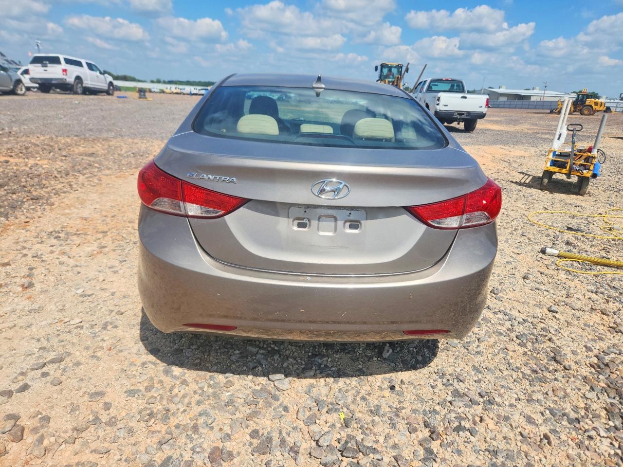 2013 Hyundai Elantra Gls Gray vin: 5NPDH4AE6DH401766