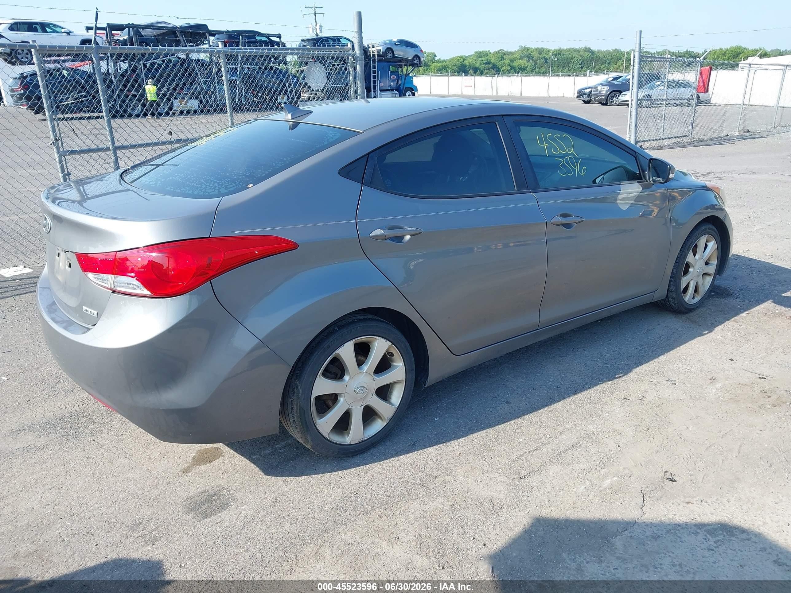 2013 Hyundai Elantra Limited Серый vin: 5NPDH4AE6DH433035