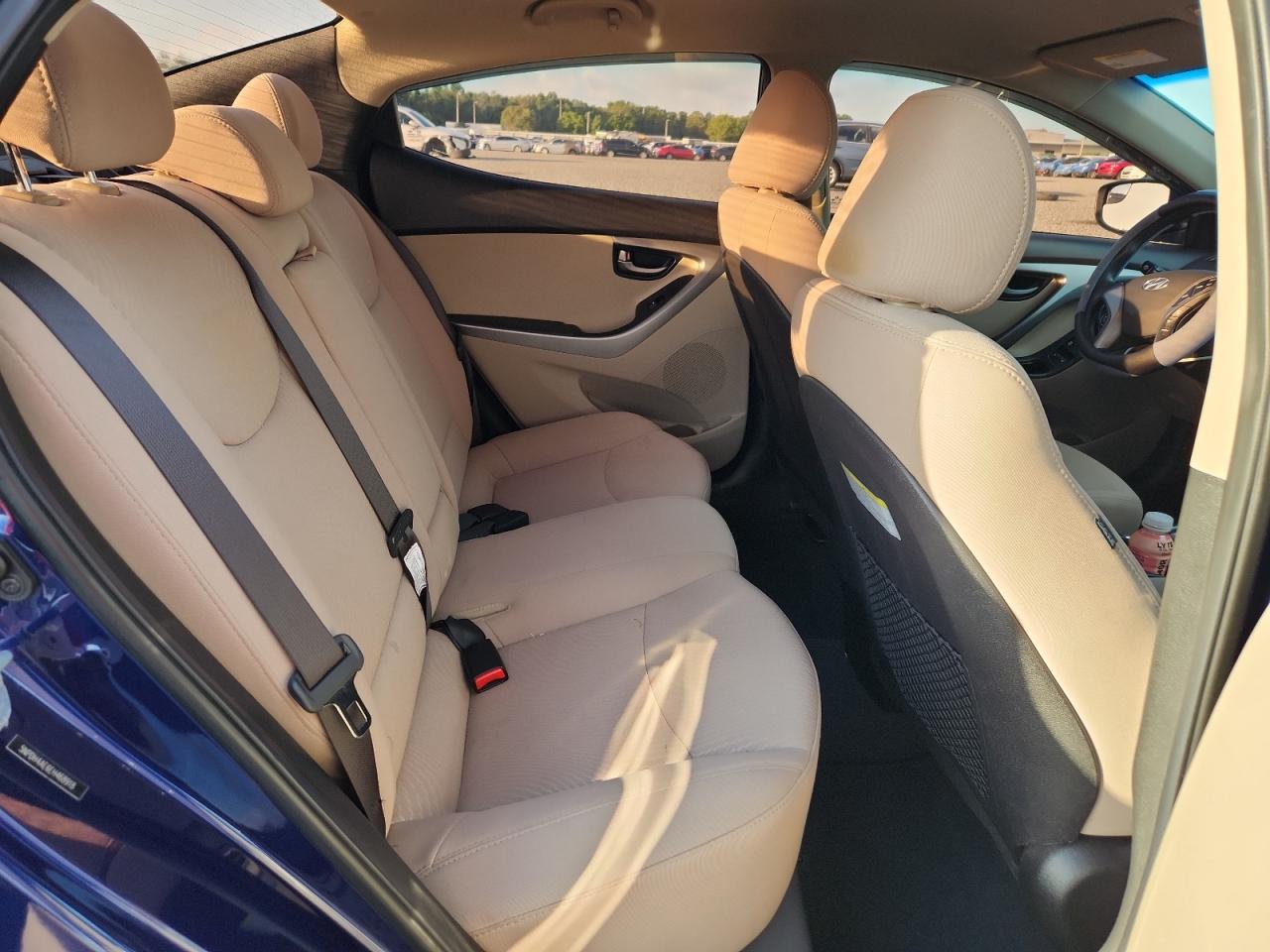 2014 Hyundai Elantra Se Blue vin: 5NPDH4AE6EH468918