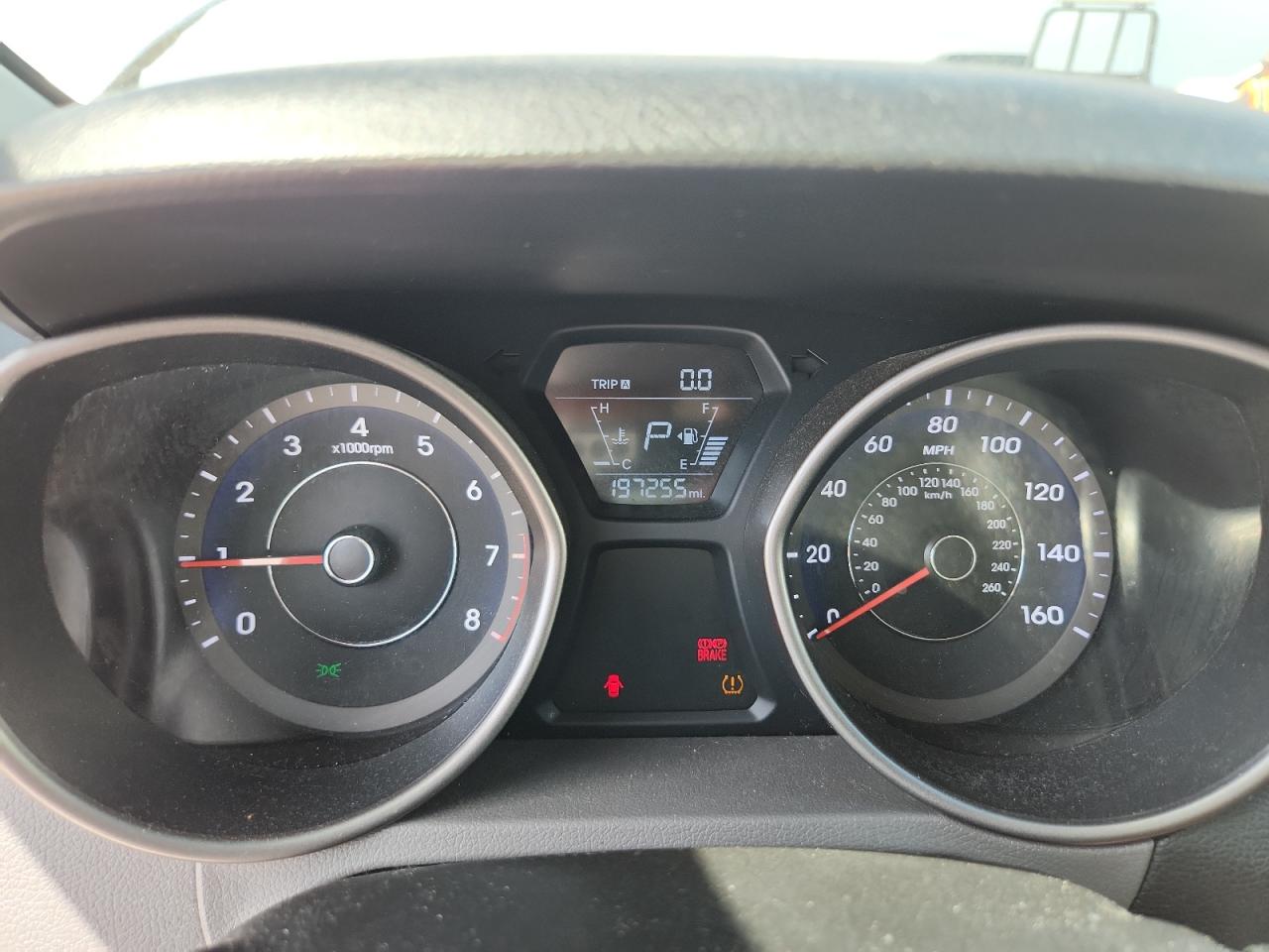 2014 Hyundai Elantra Se Silver vin: 5NPDH4AE6EH477988