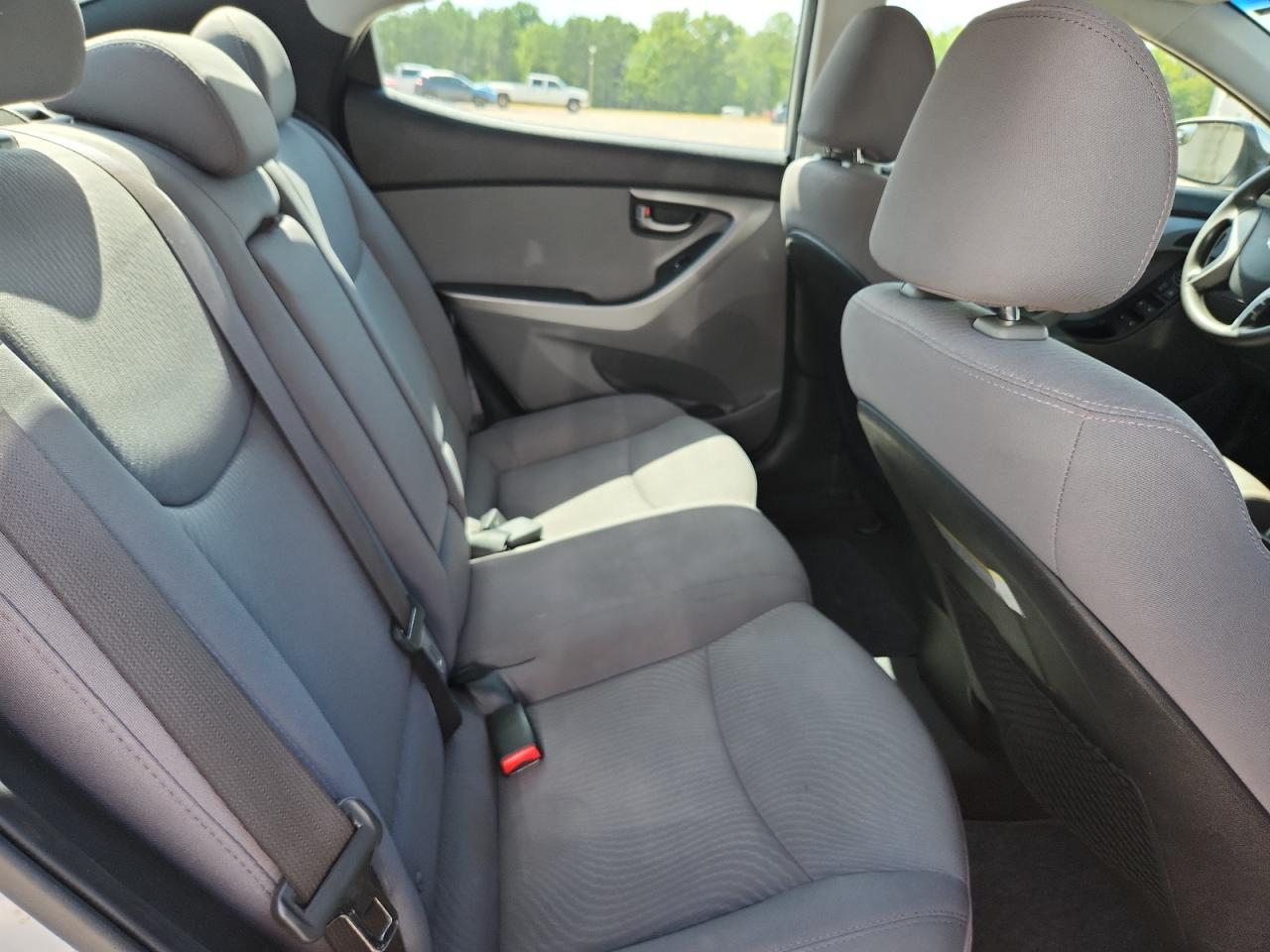 2014 Hyundai Elantra Se Silver vin: 5NPDH4AE6EH477988