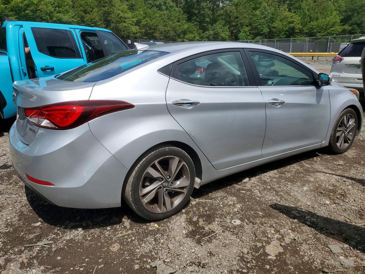 2014 Hyundai Elantra Limited Silver vin: 5NPDH4AE6EH478445