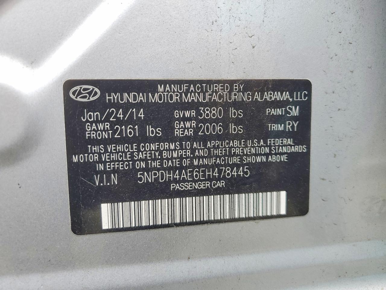 2014 Hyundai Elantra Limited Silver vin: 5NPDH4AE6EH478445