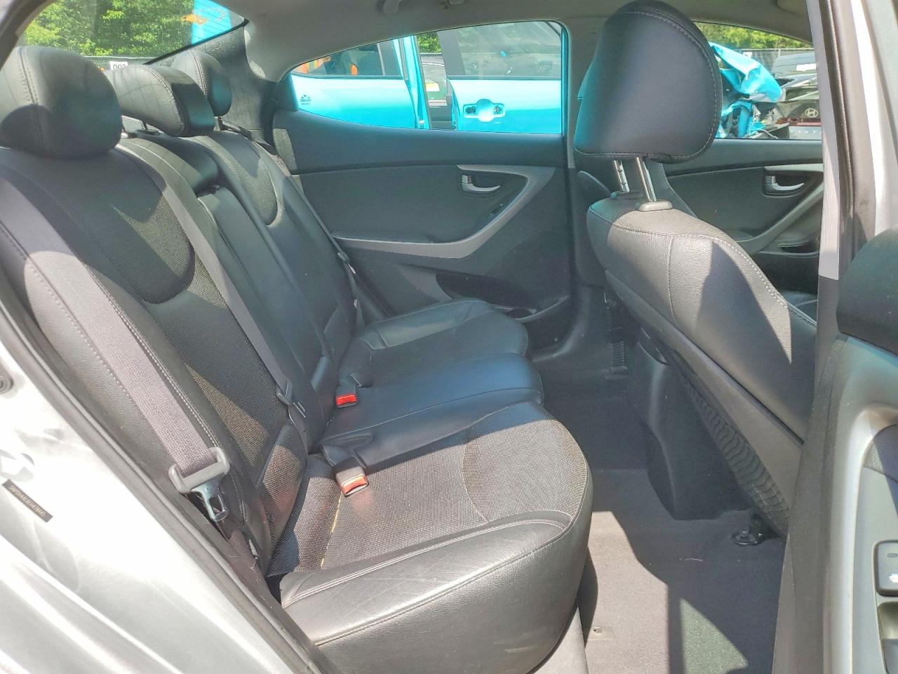 2014 Hyundai Elantra Limited Silver vin: 5NPDH4AE6EH478445