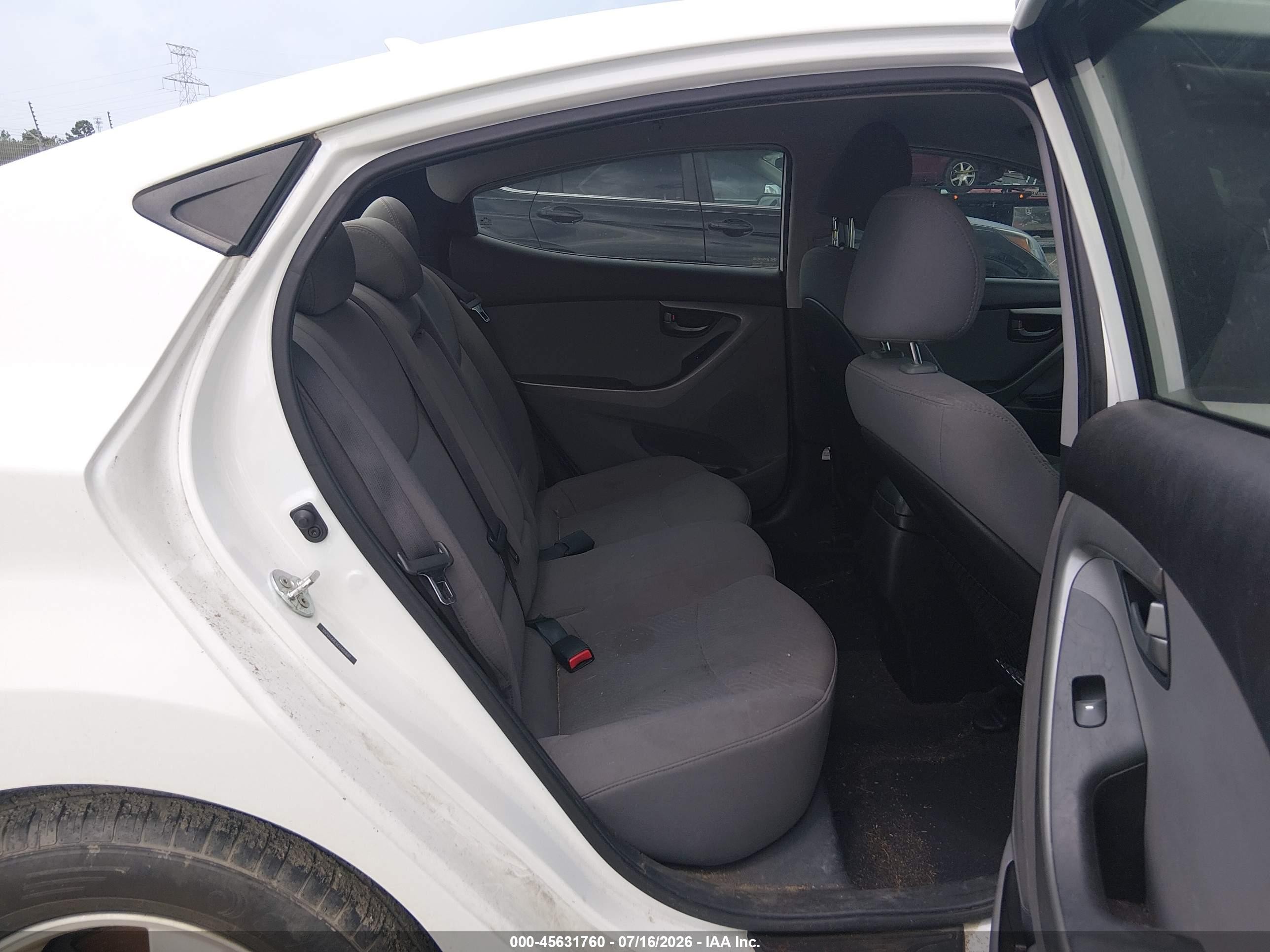2014 Hyundai Elantra Se White vin: 5NPDH4AE6EH480681