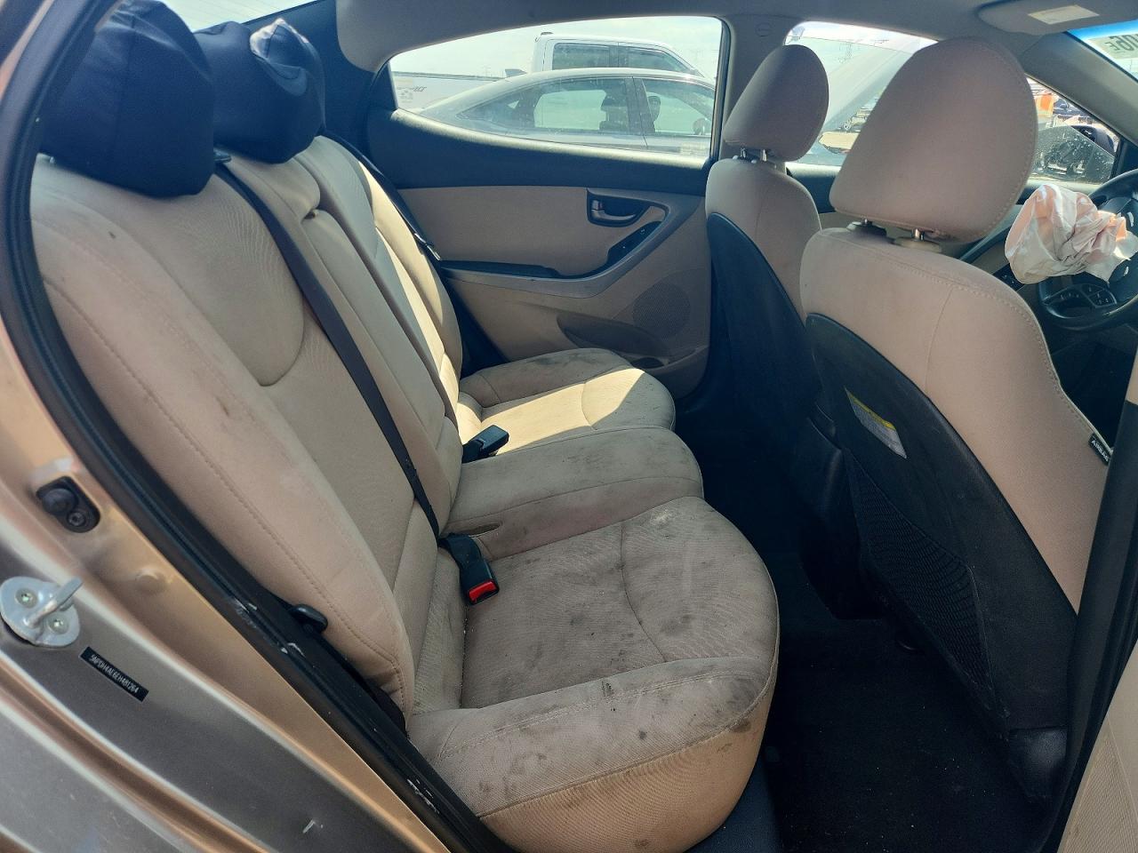 2014 Hyundai Elantra Se Tan vin: 5NPDH4AE6EH481264