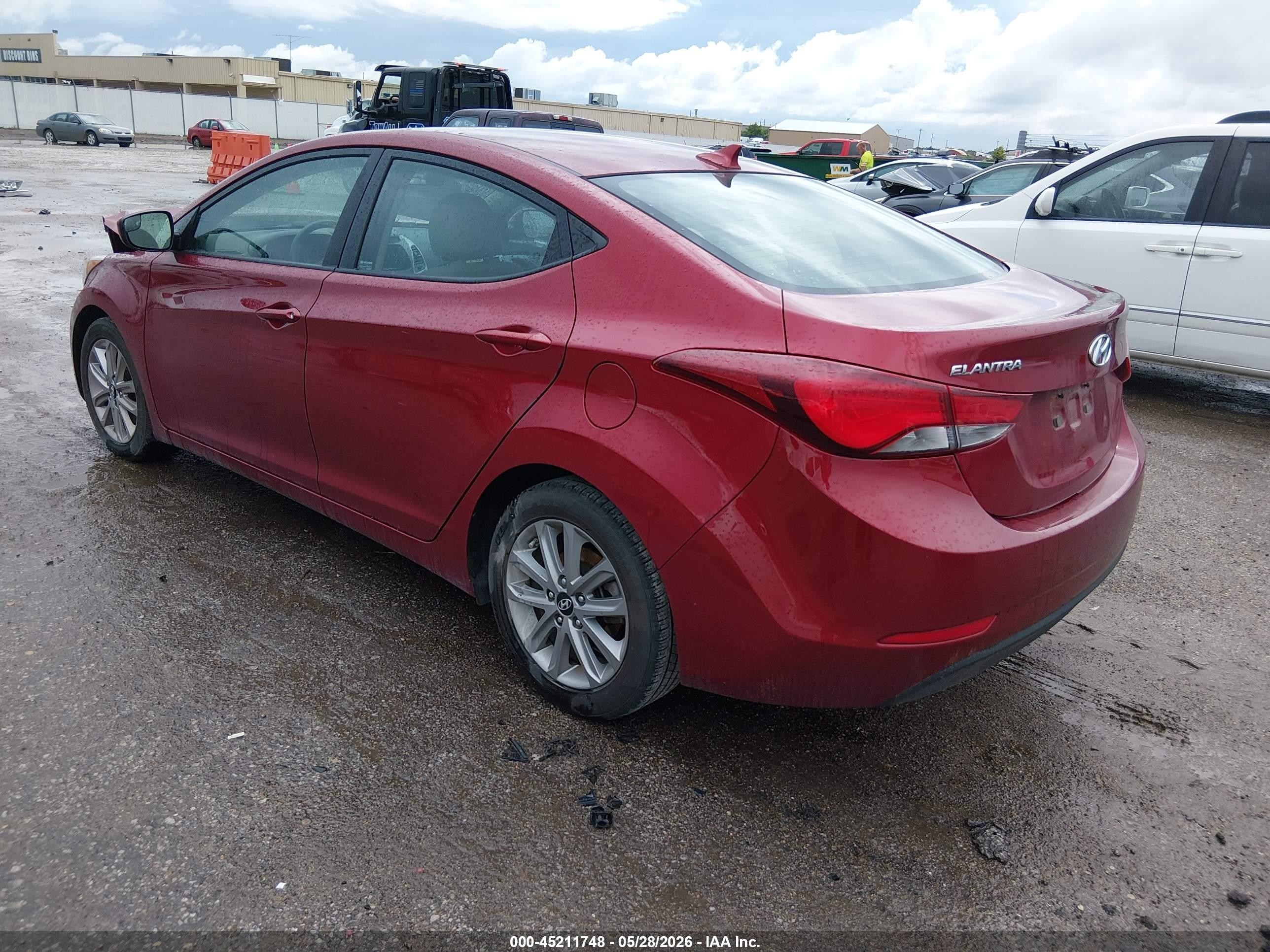 2014 Hyundai Elantra Se Red vin: 5NPDH4AE6EH482527