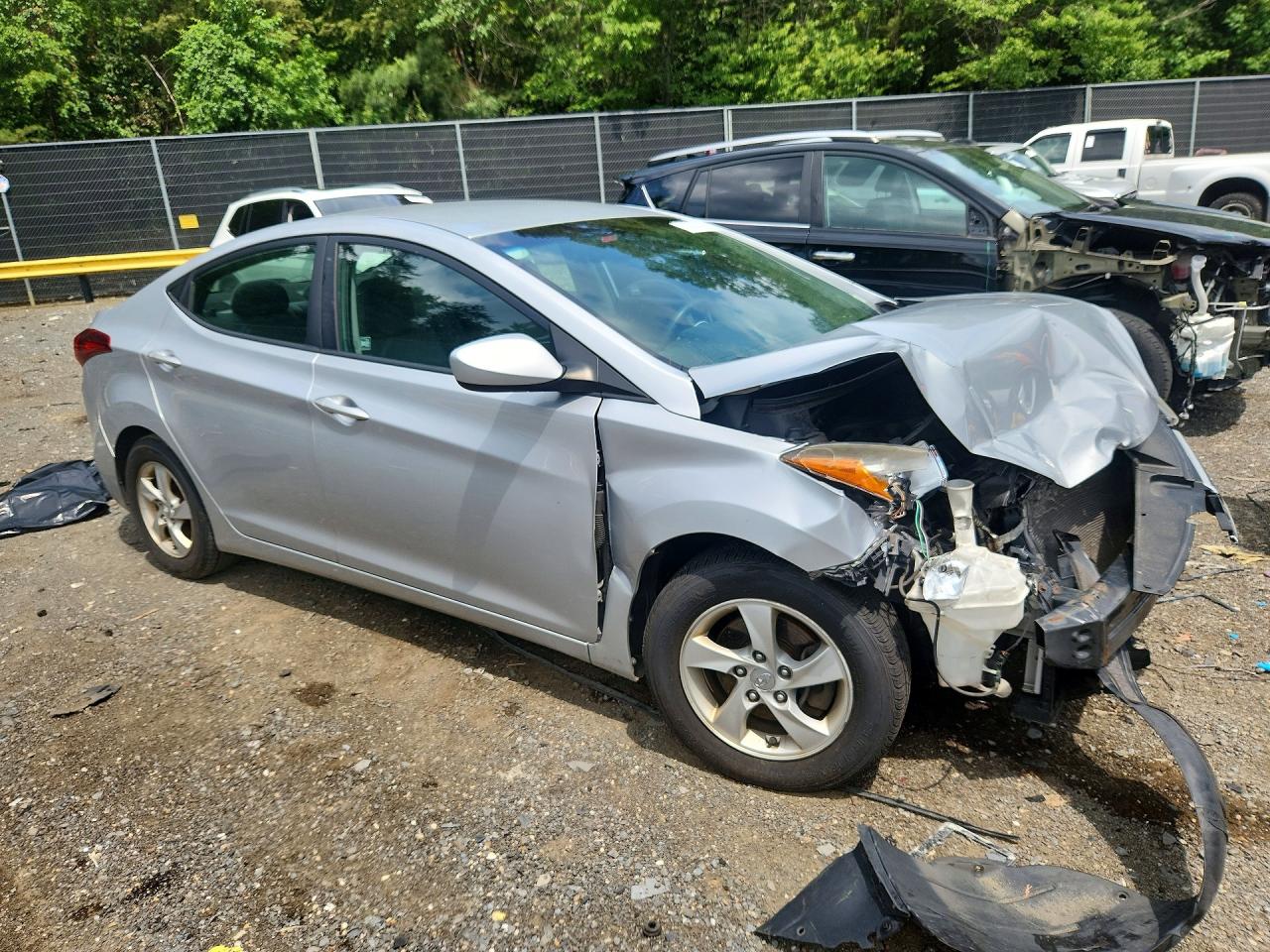 2014 Hyundai Elantra Se Silver vin: 5NPDH4AE6EH486982
