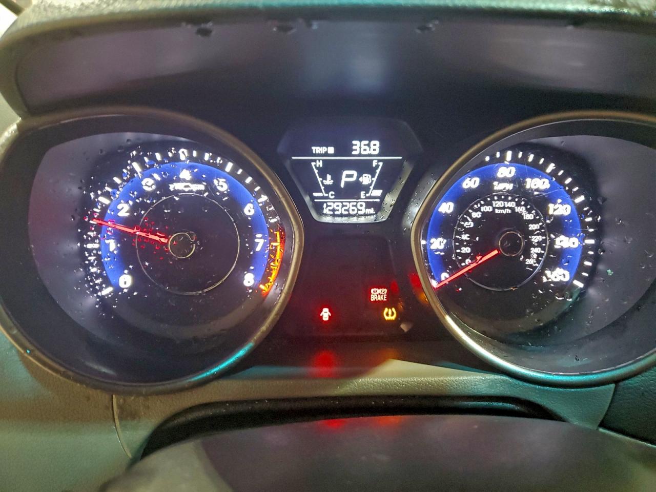 2014 Hyundai Elantra Se Red vin: 5NPDH4AE6EH503313