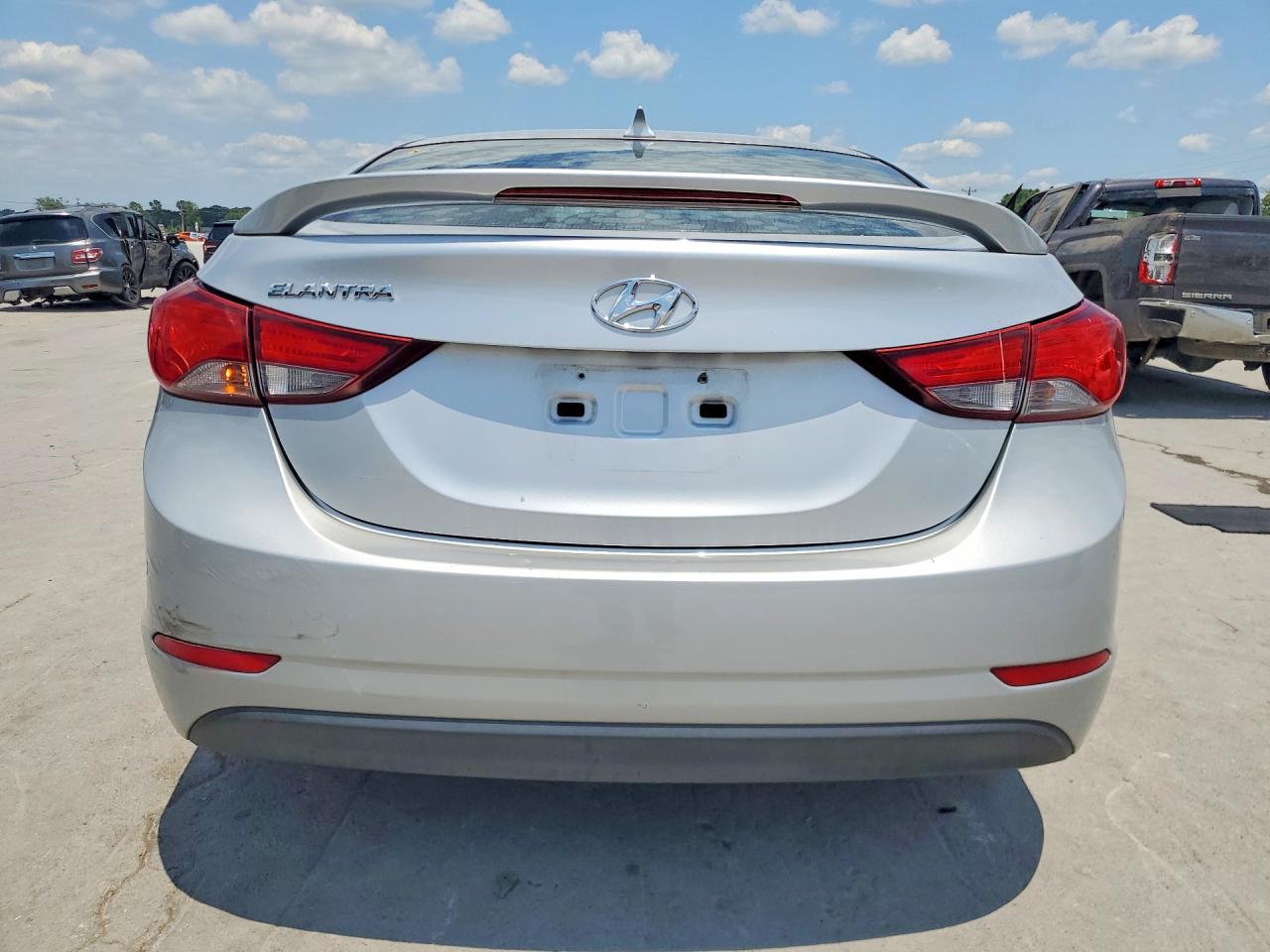 2014 Hyundai Elantra Se Silver vin: 5NPDH4AE6EH507202