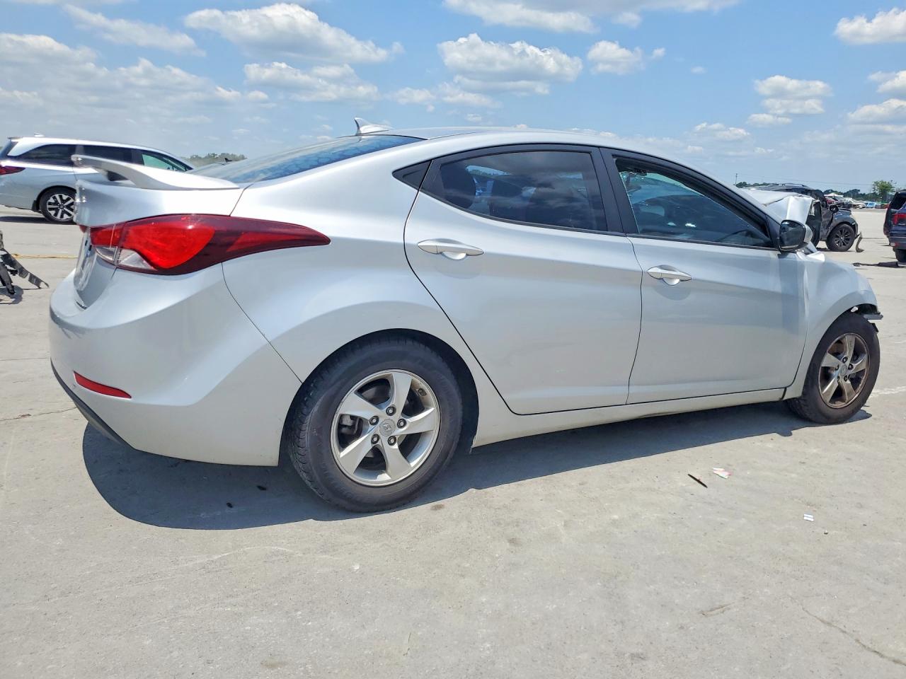 2014 Hyundai Elantra Se Silver vin: 5NPDH4AE6EH507202