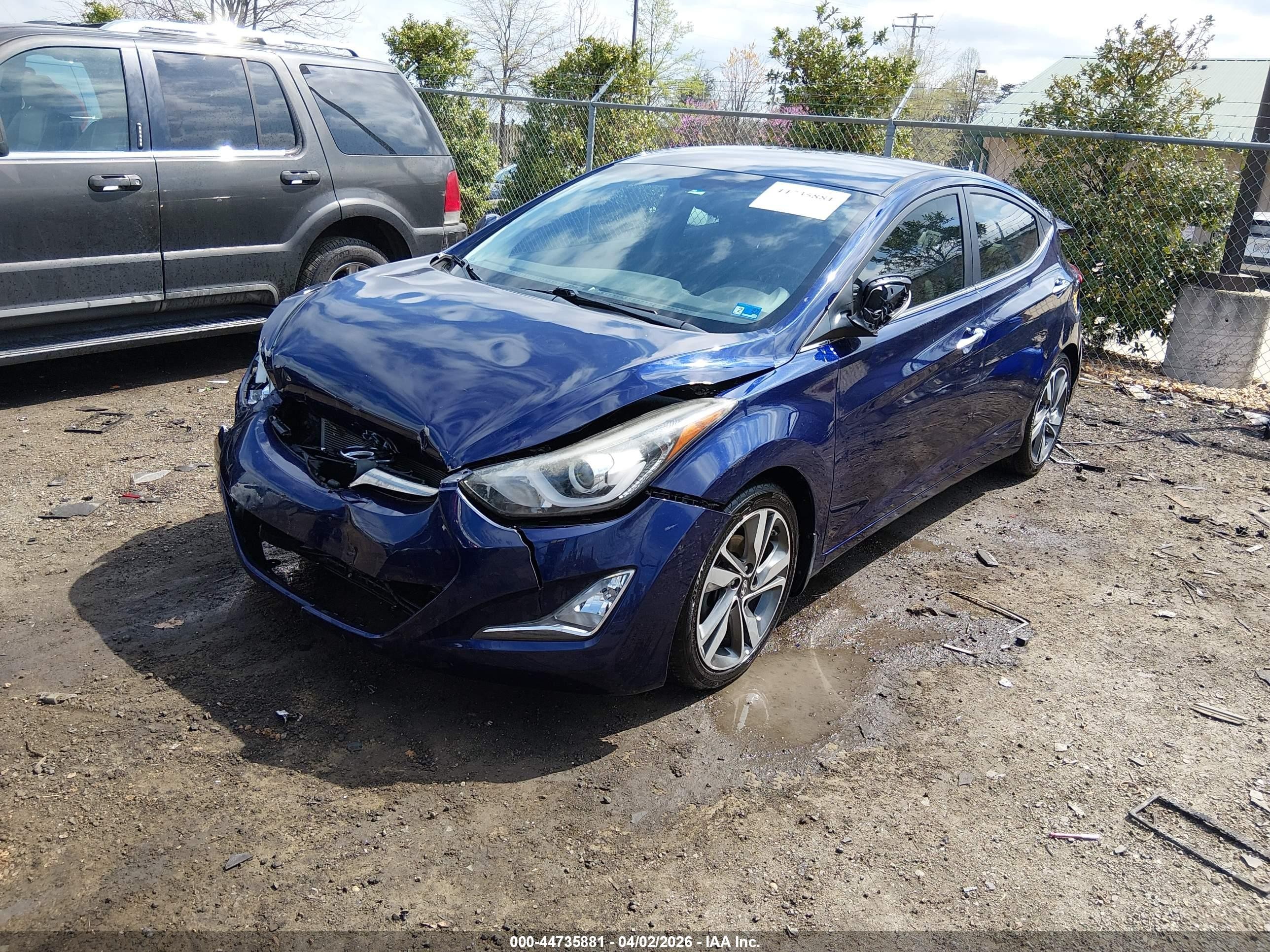 2014 Hyundai Elantra Limited Blue vin: 5NPDH4AE6EH512710
