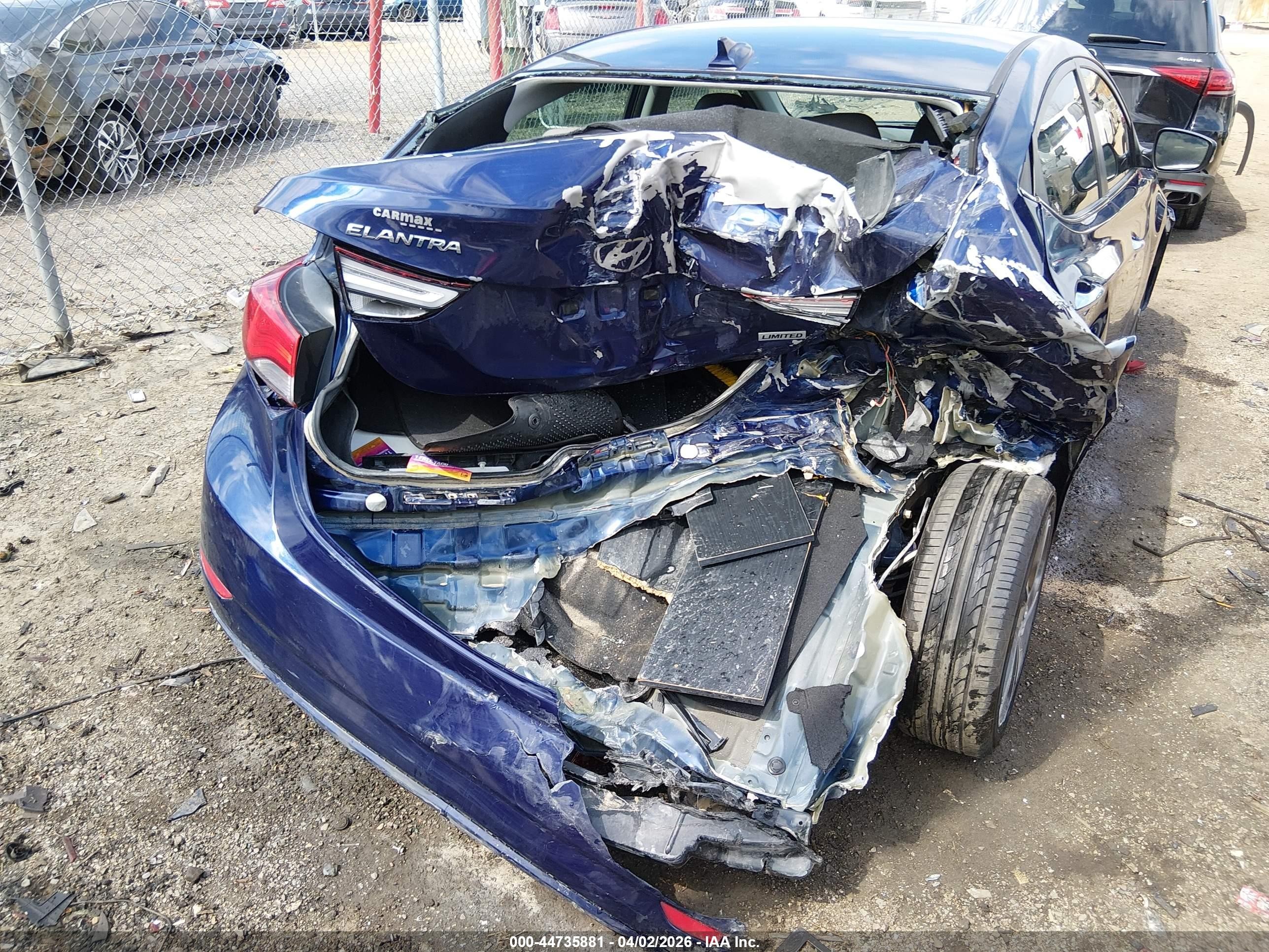 2014 Hyundai Elantra Limited Blue vin: 5NPDH4AE6EH512710