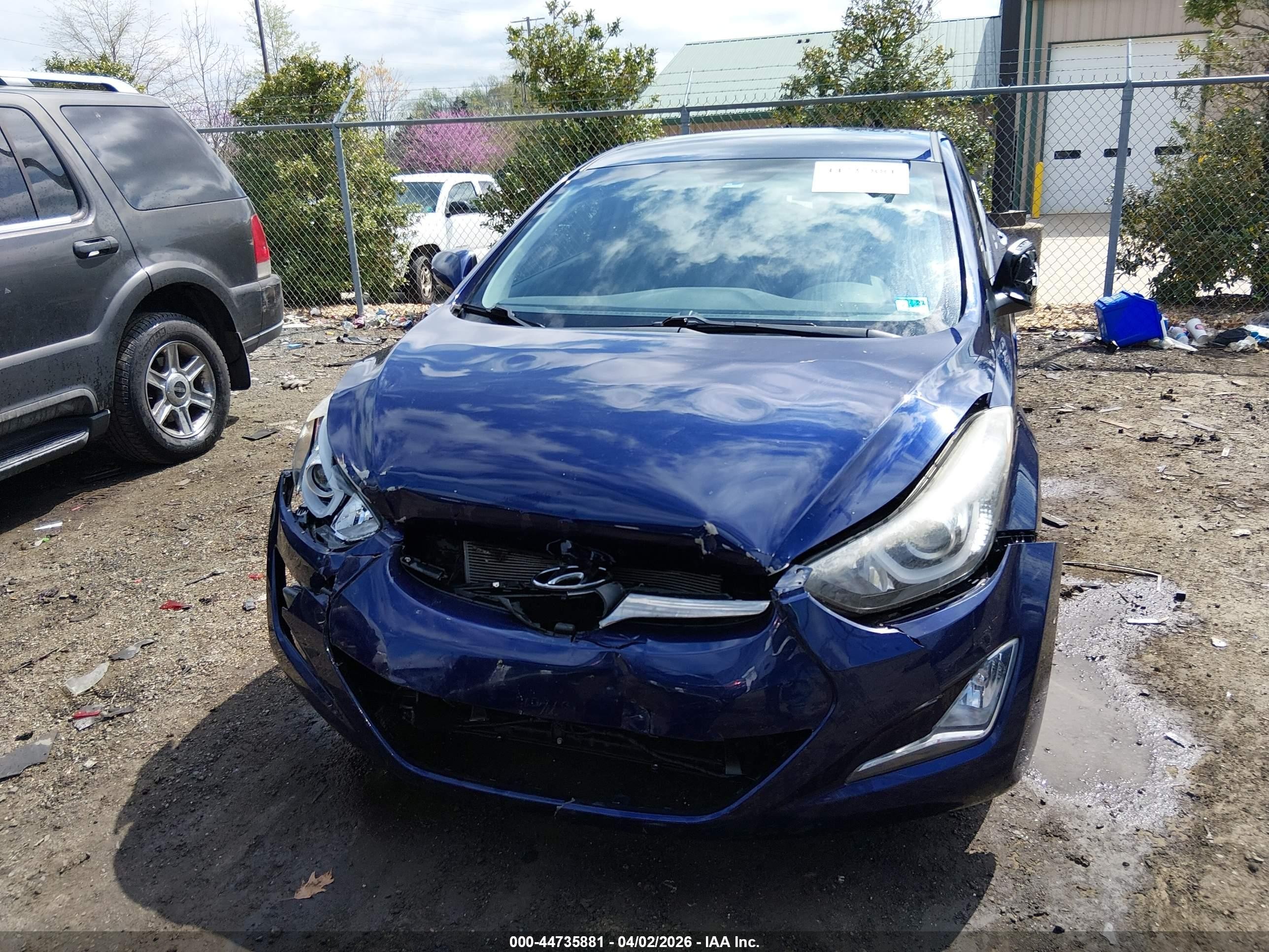 2014 Hyundai Elantra Limited Blue vin: 5NPDH4AE6EH512710