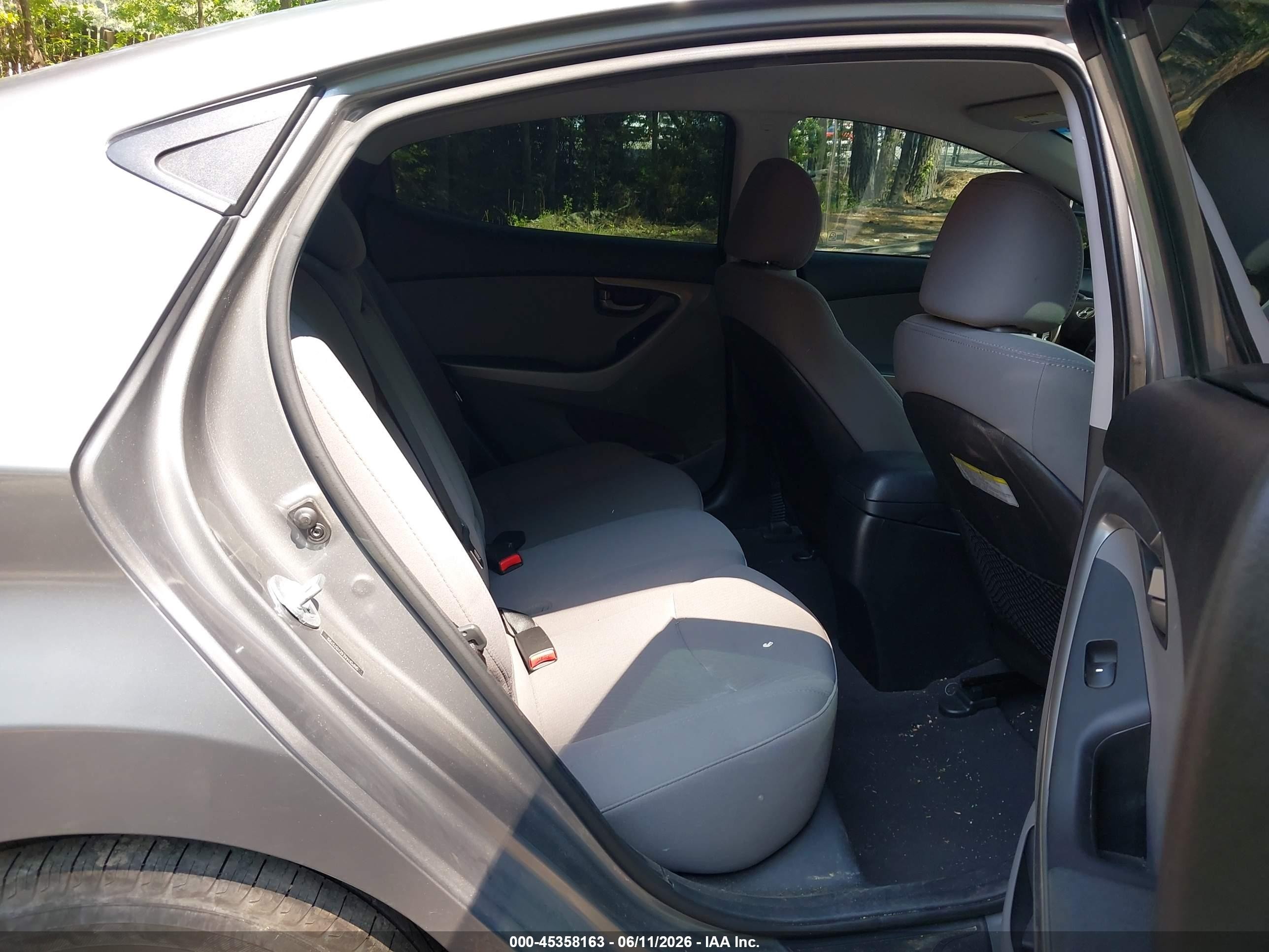 2014 Hyundai Elantra Se Gray vin: 5NPDH4AE6EH515199