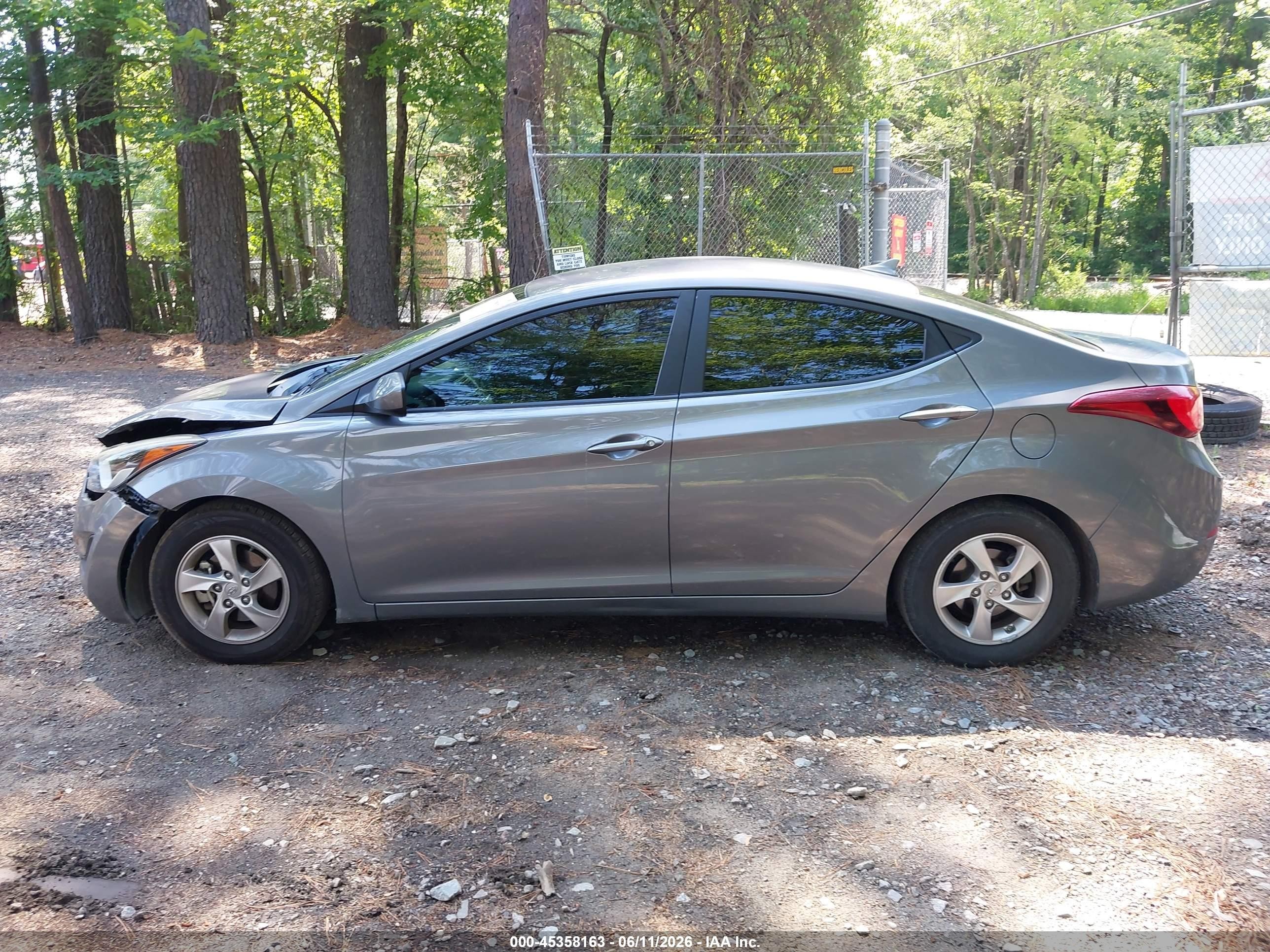2014 Hyundai Elantra Se Gray vin: 5NPDH4AE6EH515199