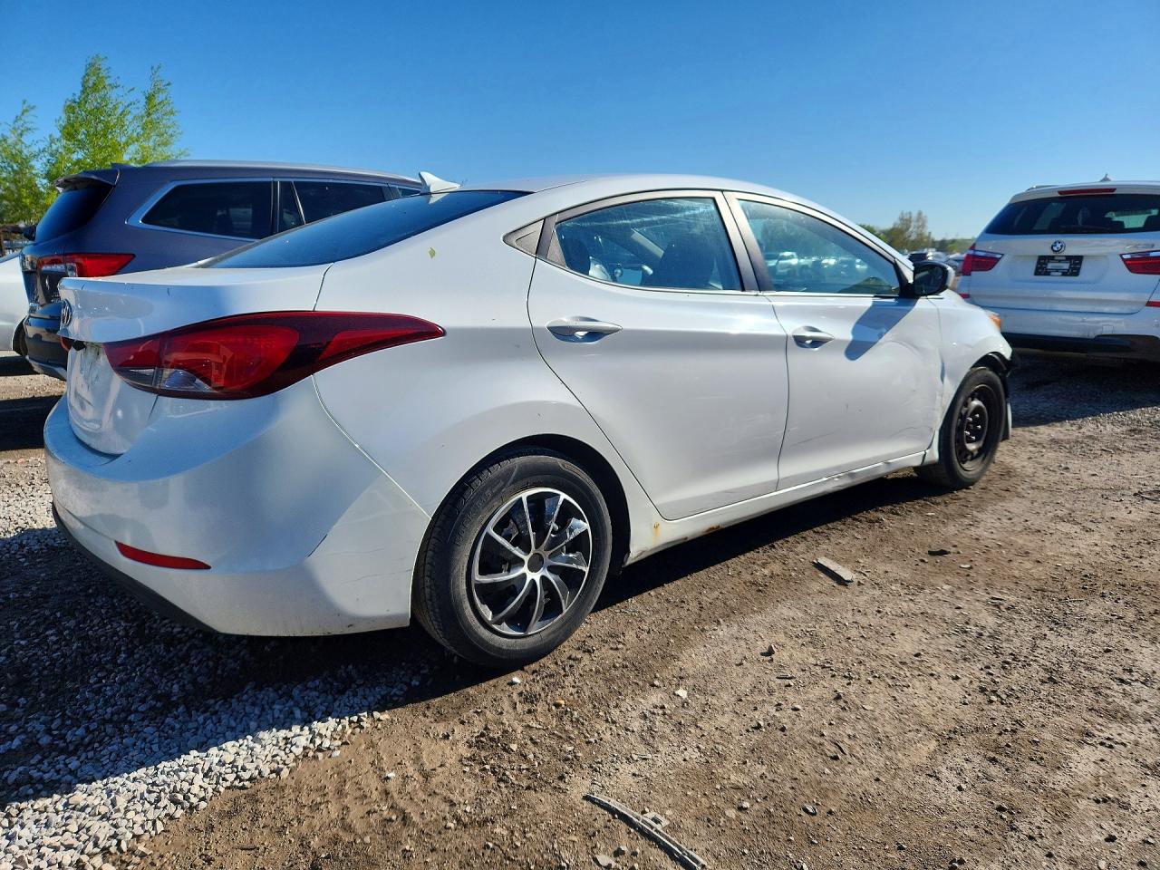 2014 Hyundai Elantra Se White vin: 5NPDH4AE6EH515896