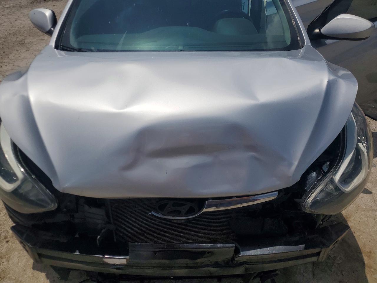 2014 Hyundai Elantra Se Silver vin: 5NPDH4AE6EH517440