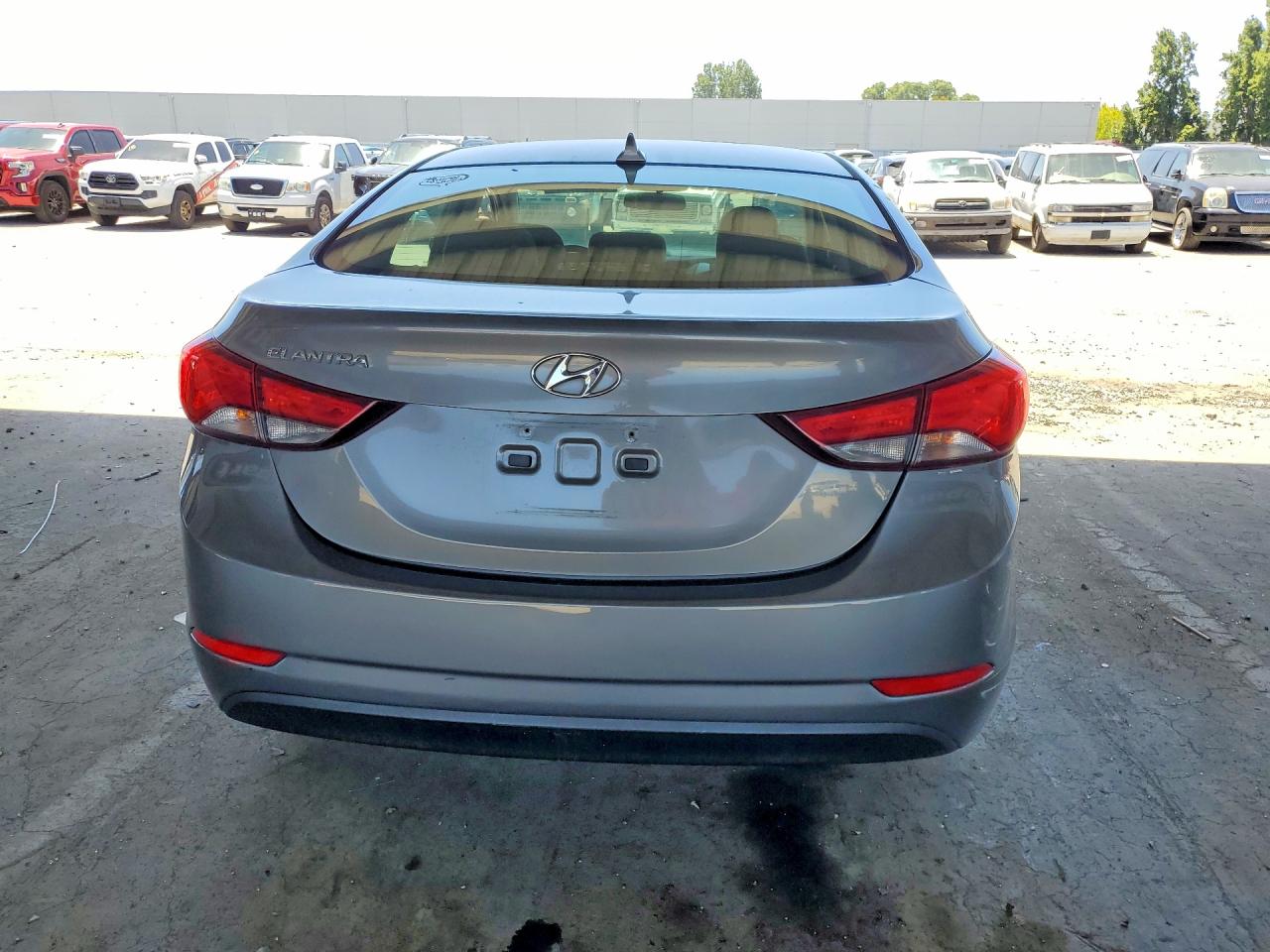 2014 Hyundai Elantra Se Silver vin: 5NPDH4AE6EH521584