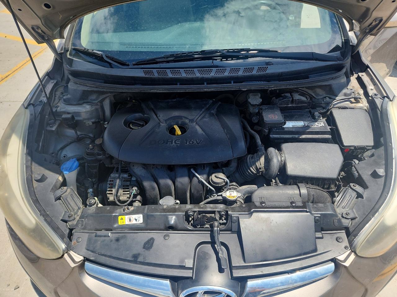 2014 Hyundai Elantra Se Коричневый vin: 5NPDH4AE6EH530091
