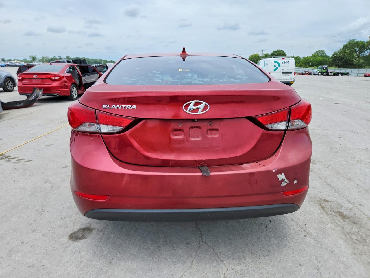2014 Hyundai Elantra Se Red vin: 5NPDH4AE6EH531905
