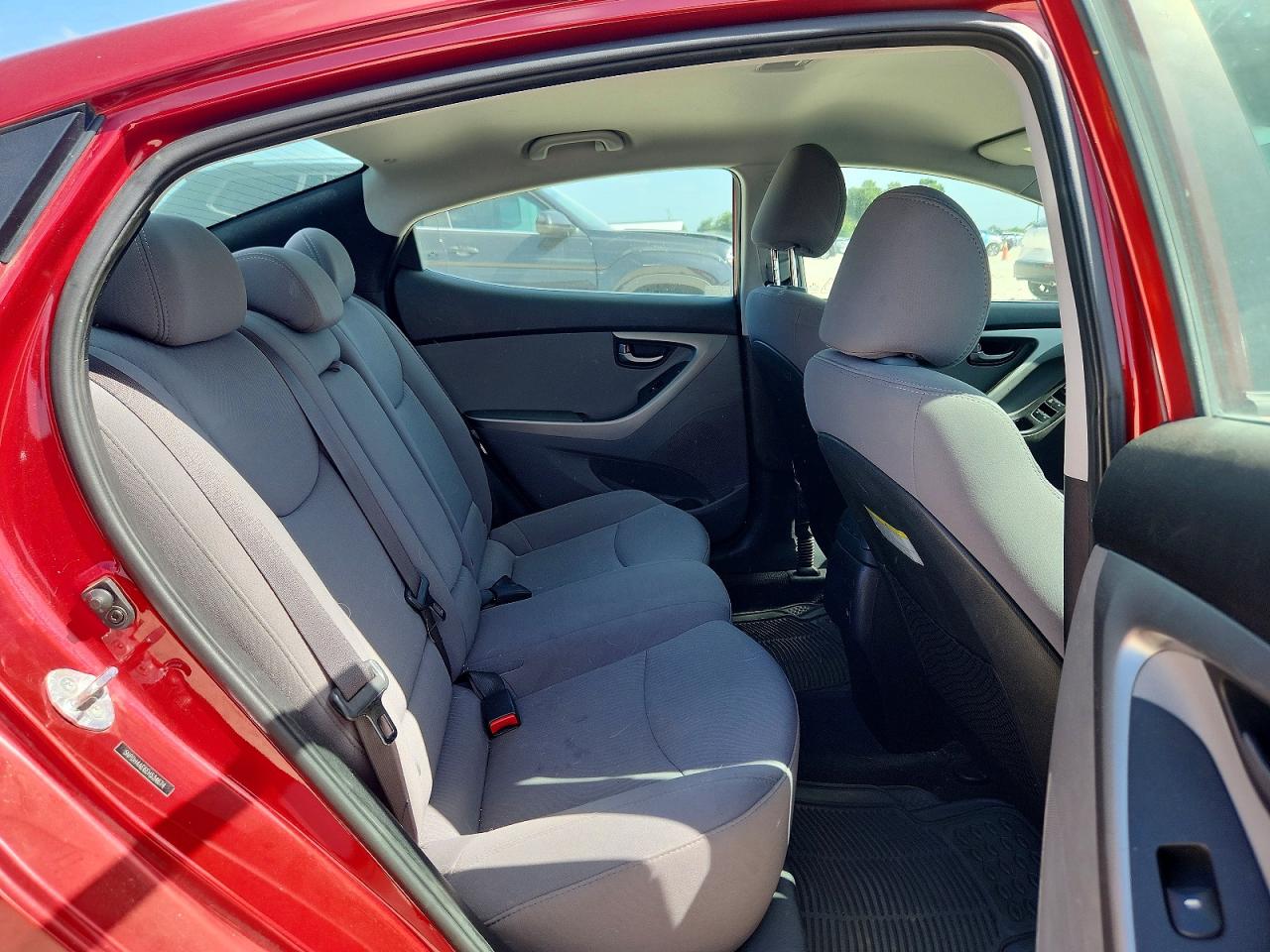 2014 Hyundai Elantra Se Red vin: 5NPDH4AE6EH534674