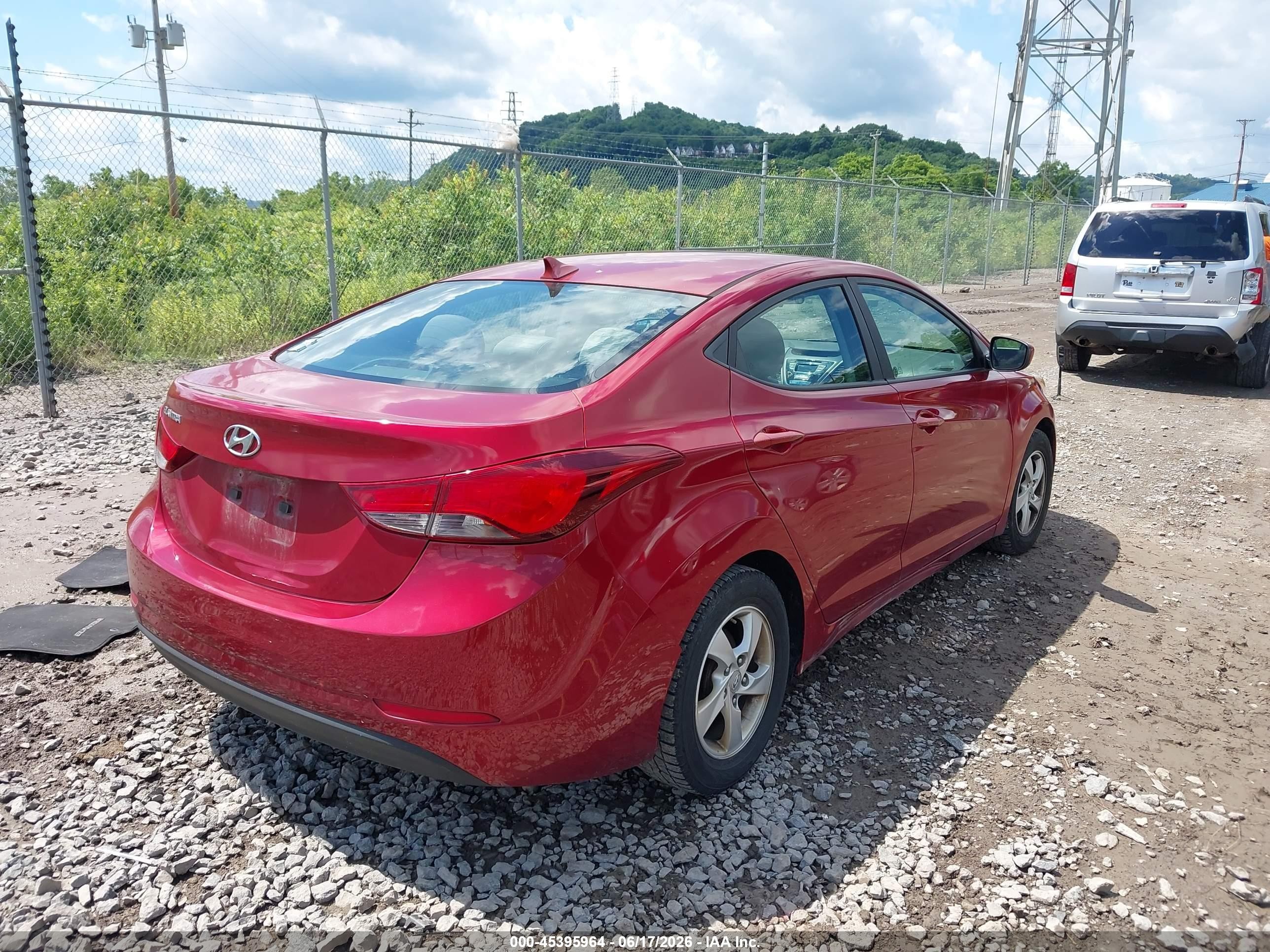 2014 Hyundai Elantra Se Red vin: 5NPDH4AE6EH543231