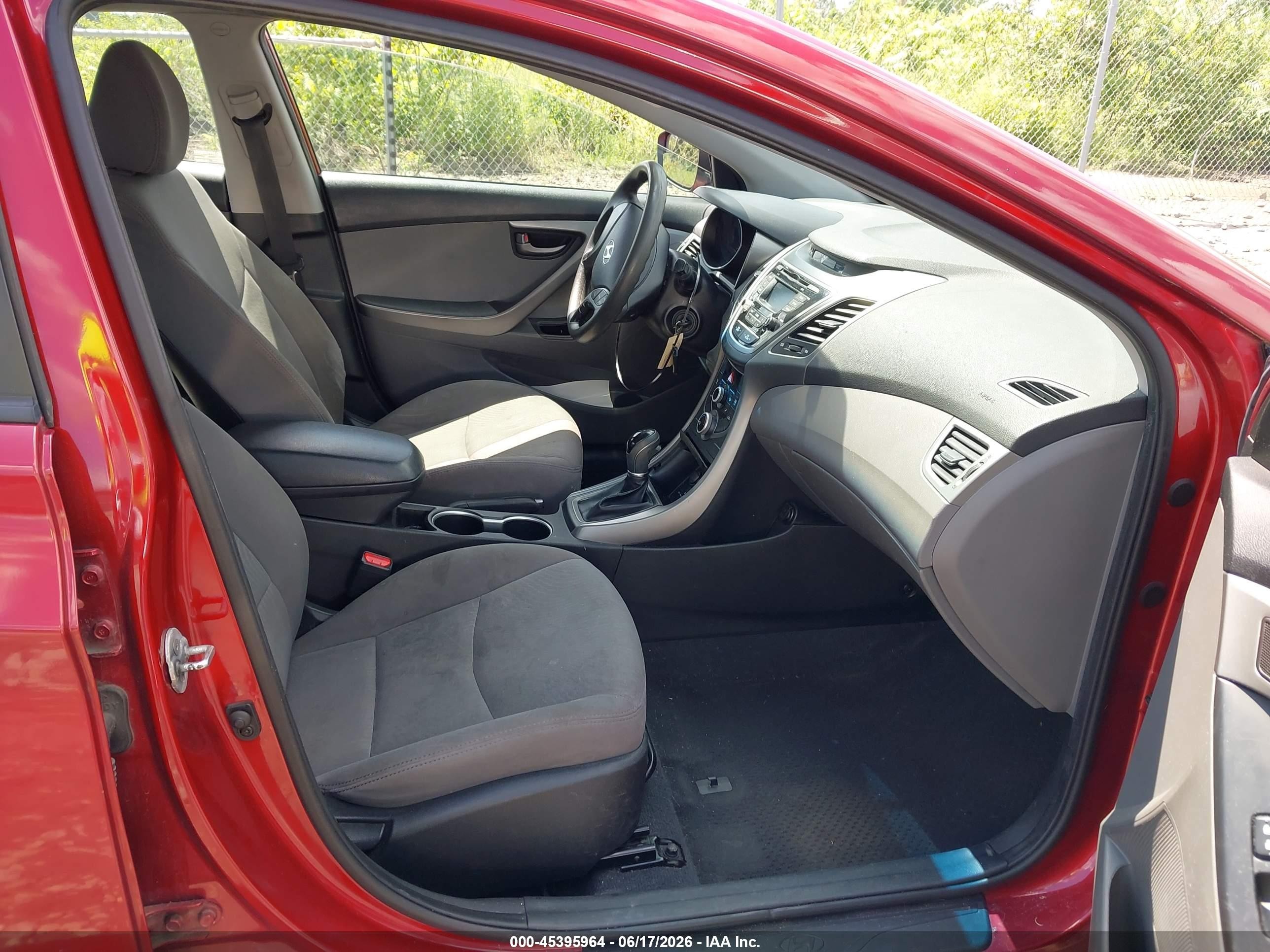 2014 Hyundai Elantra Se Red vin: 5NPDH4AE6EH543231