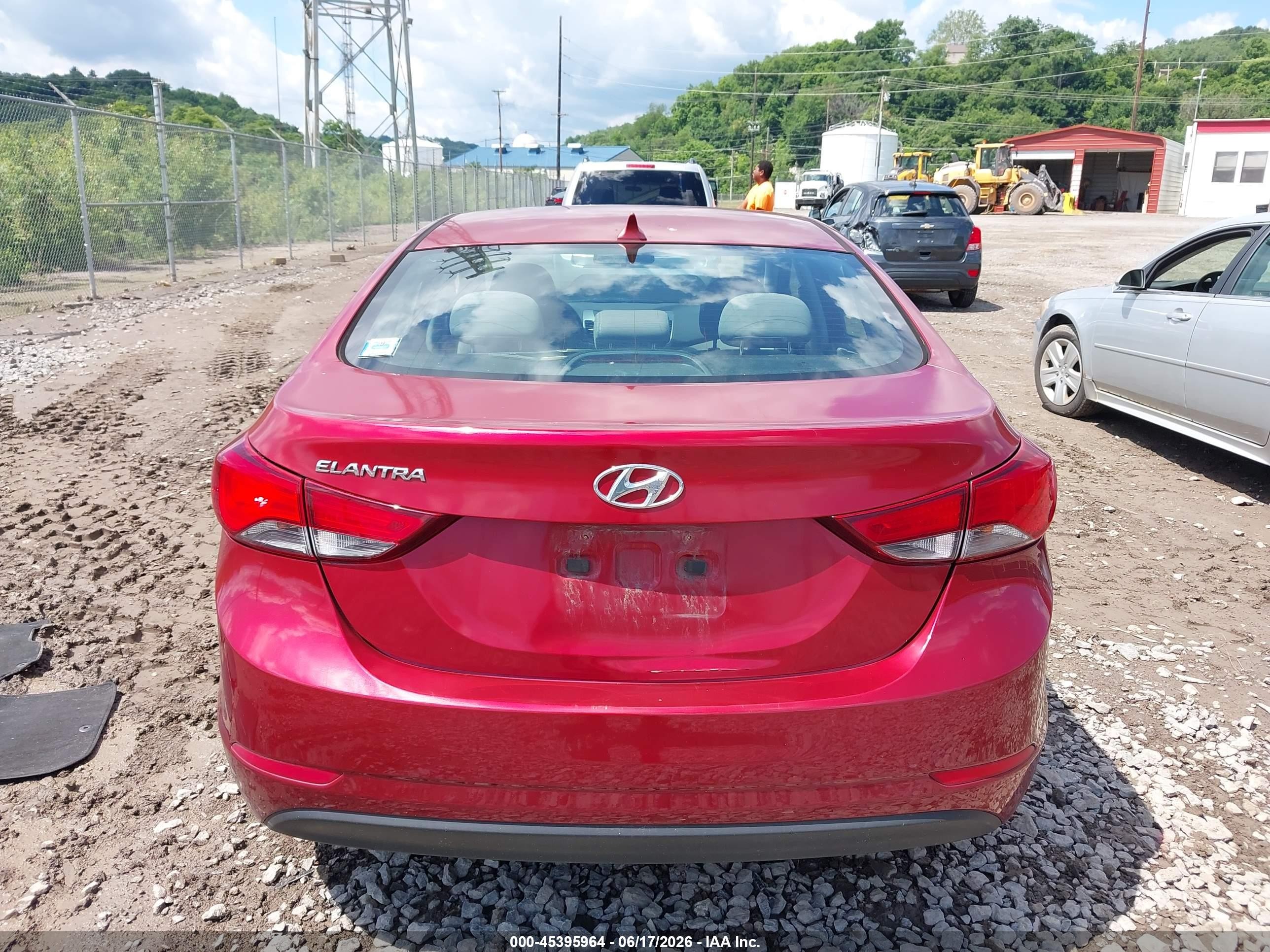 2014 Hyundai Elantra Se Red vin: 5NPDH4AE6EH543231