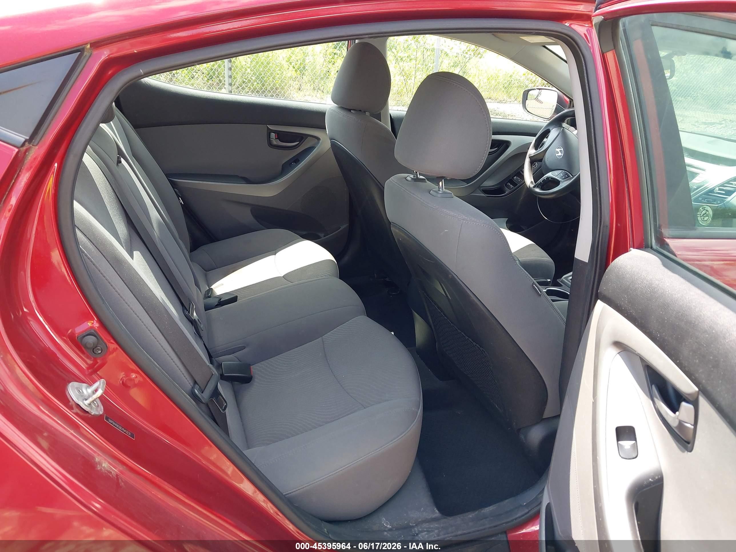 2014 Hyundai Elantra Se Red vin: 5NPDH4AE6EH543231