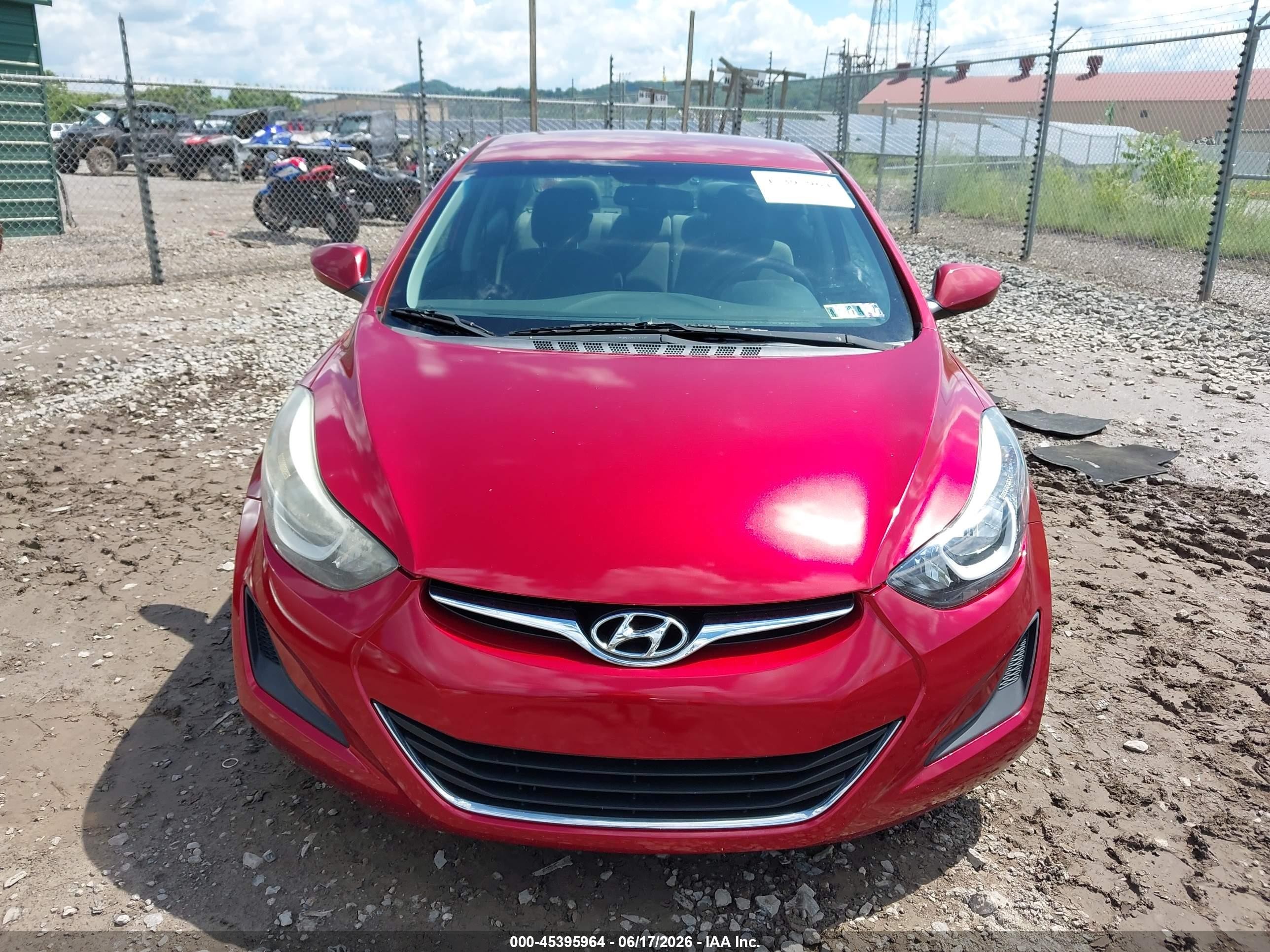 2014 Hyundai Elantra Se Red vin: 5NPDH4AE6EH543231