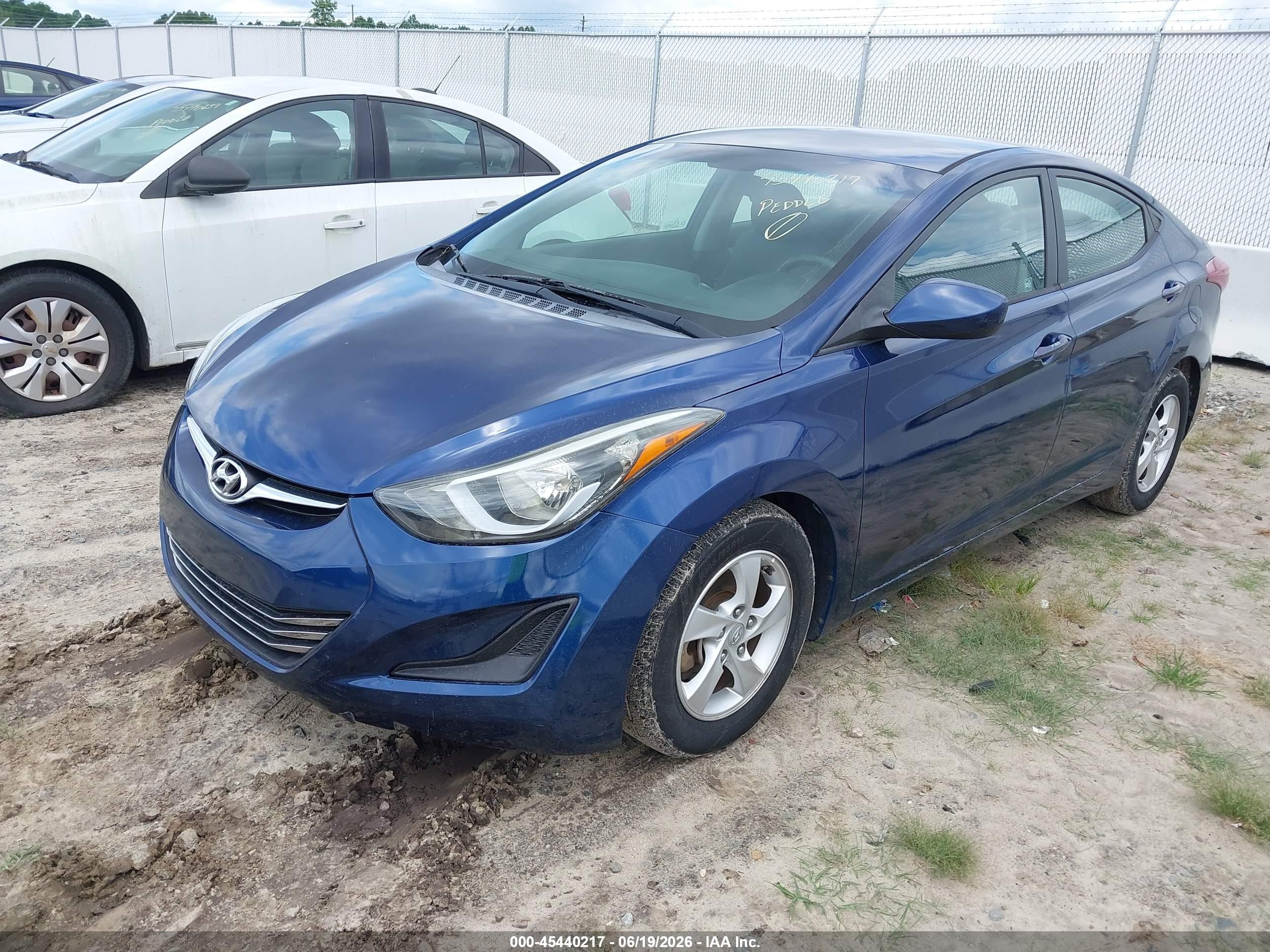 2015 Hyundai Elantra Se Blue vin: 5NPDH4AE6FH547555