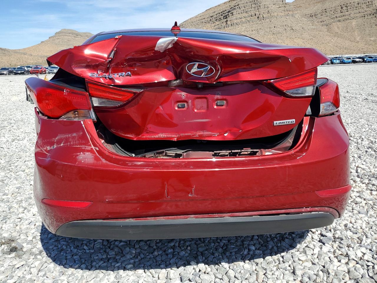 2015 Hyundai Elantra Limited Red vin: 5NPDH4AE6FH547720