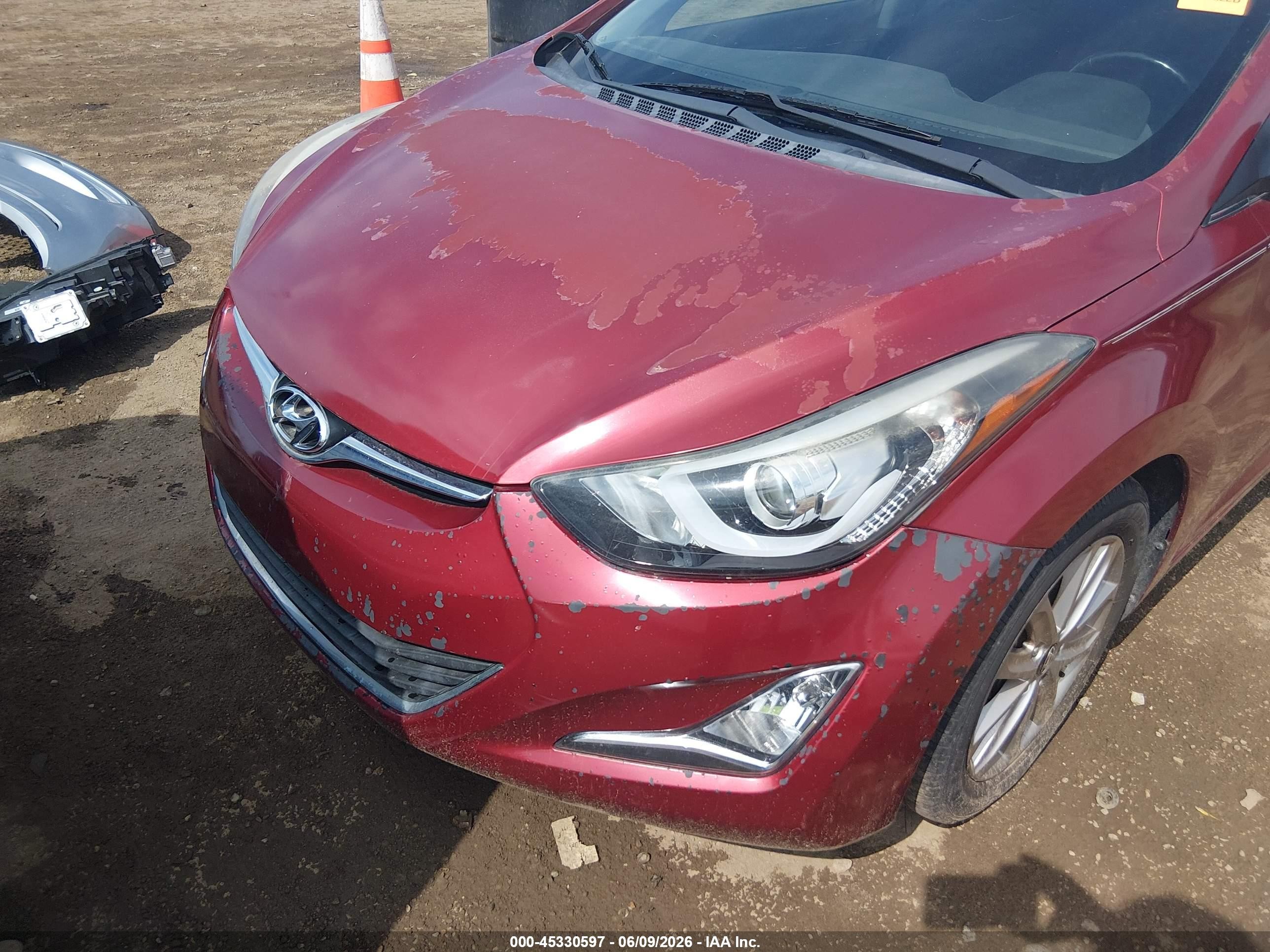 2015 Hyundai Elantra Se Burgundy vin: 5NPDH4AE6FH557096