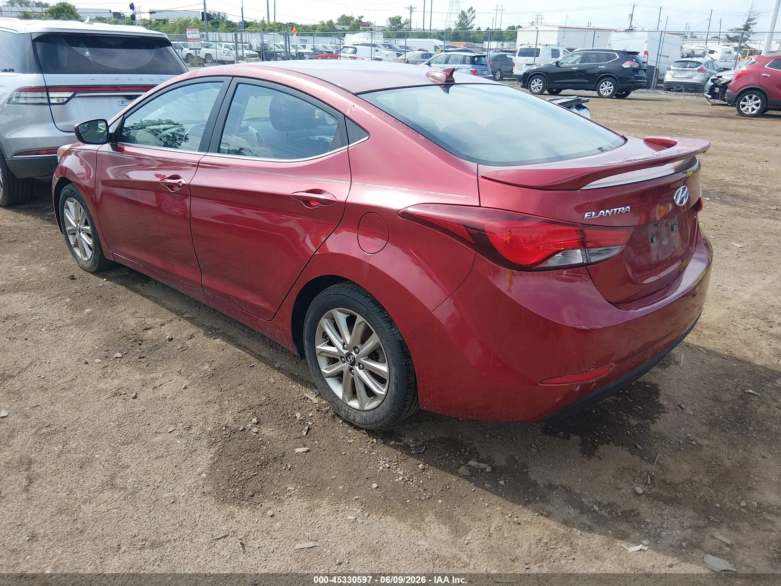 2015 Hyundai Elantra Se Burgundy vin: 5NPDH4AE6FH557096