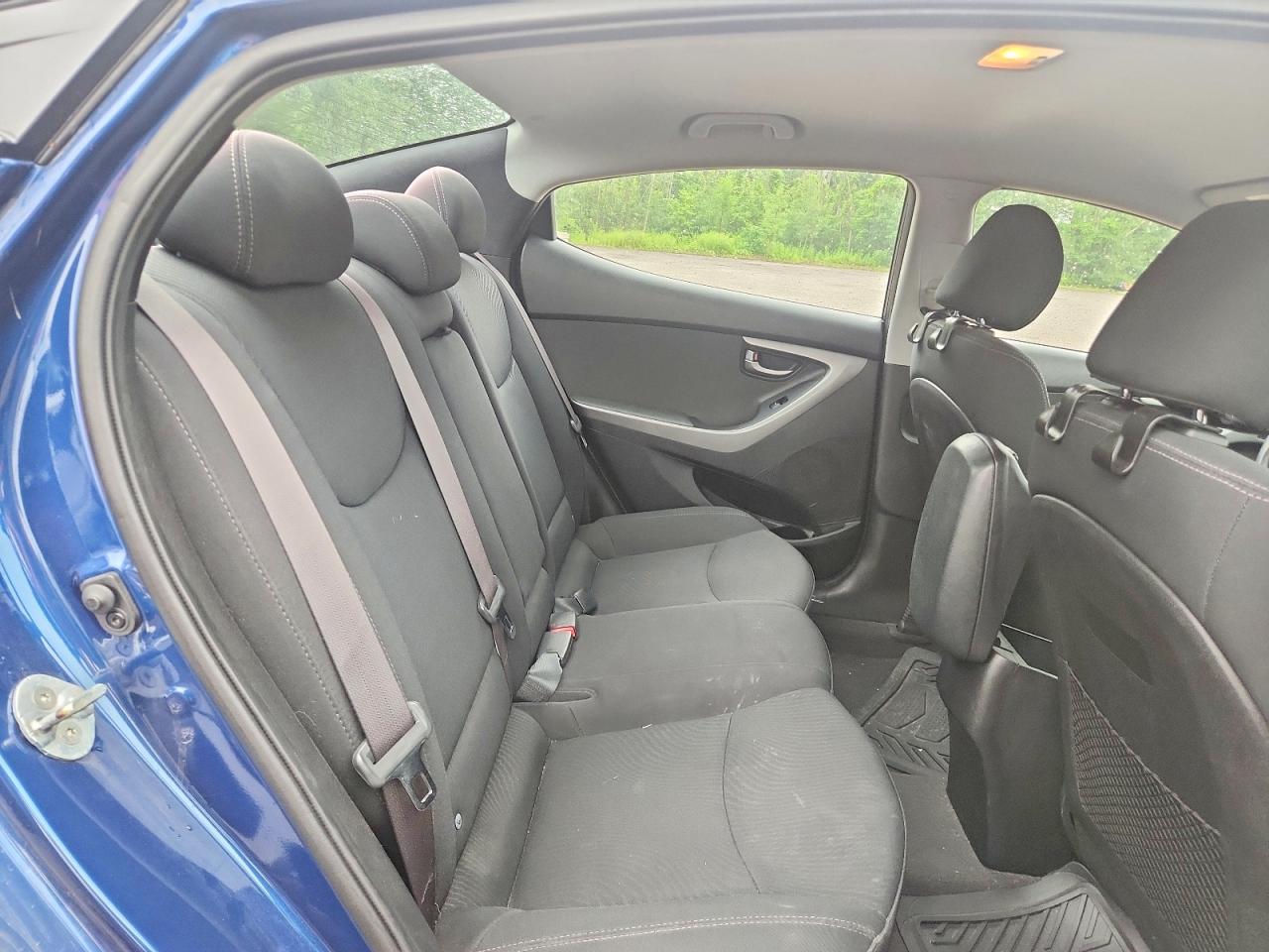 2015 Hyundai Elantra Se Blue vin: 5NPDH4AE6FH558216
