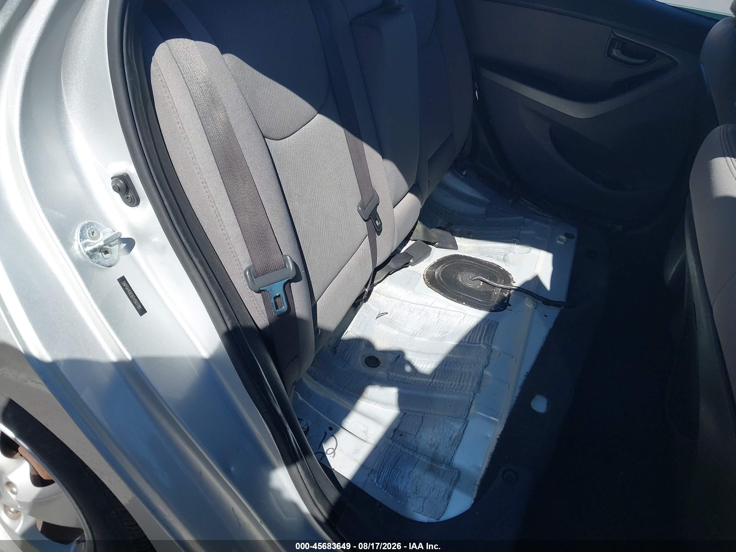 2015 Hyundai Elantra Se Серебряный vin: 5NPDH4AE6FH561181