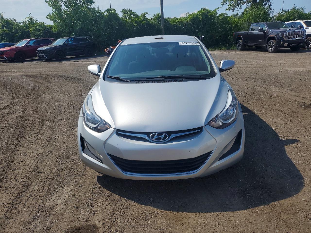 2015 Hyundai Elantra Se Silver vin: 5NPDH4AE6FH577901
