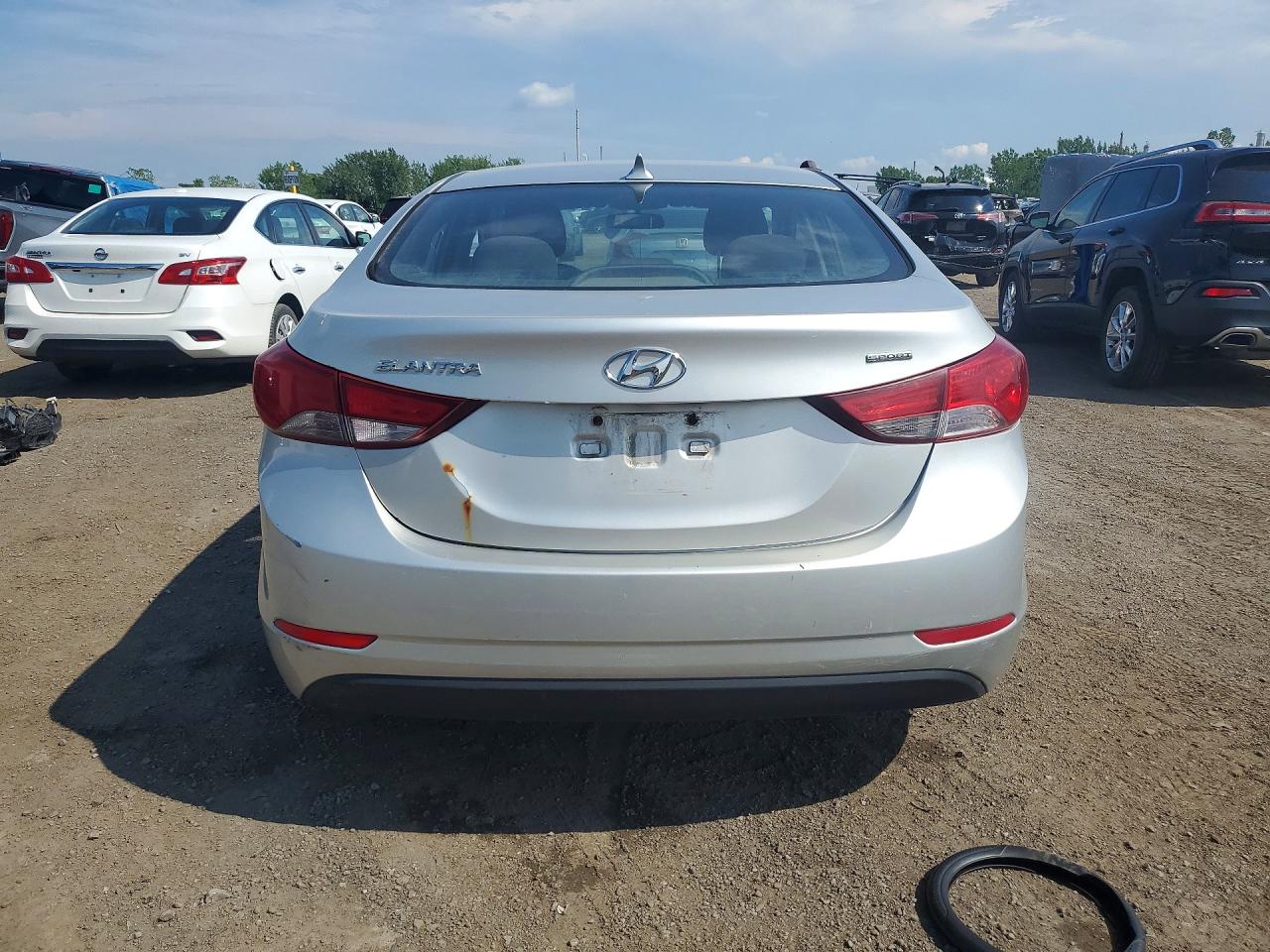 2015 Hyundai Elantra Se Silver vin: 5NPDH4AE6FH577901