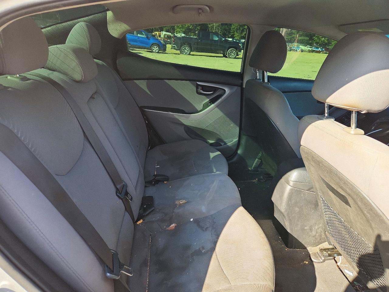 2015 Hyundai Elantra Se Silver vin: 5NPDH4AE6FH595959