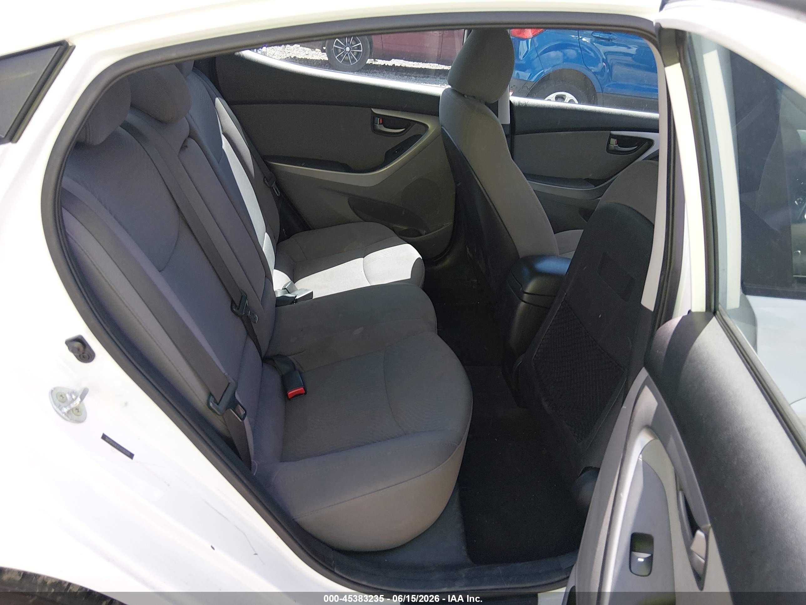 2015 Hyundai Elantra Se White vin: 5NPDH4AE6FH596089