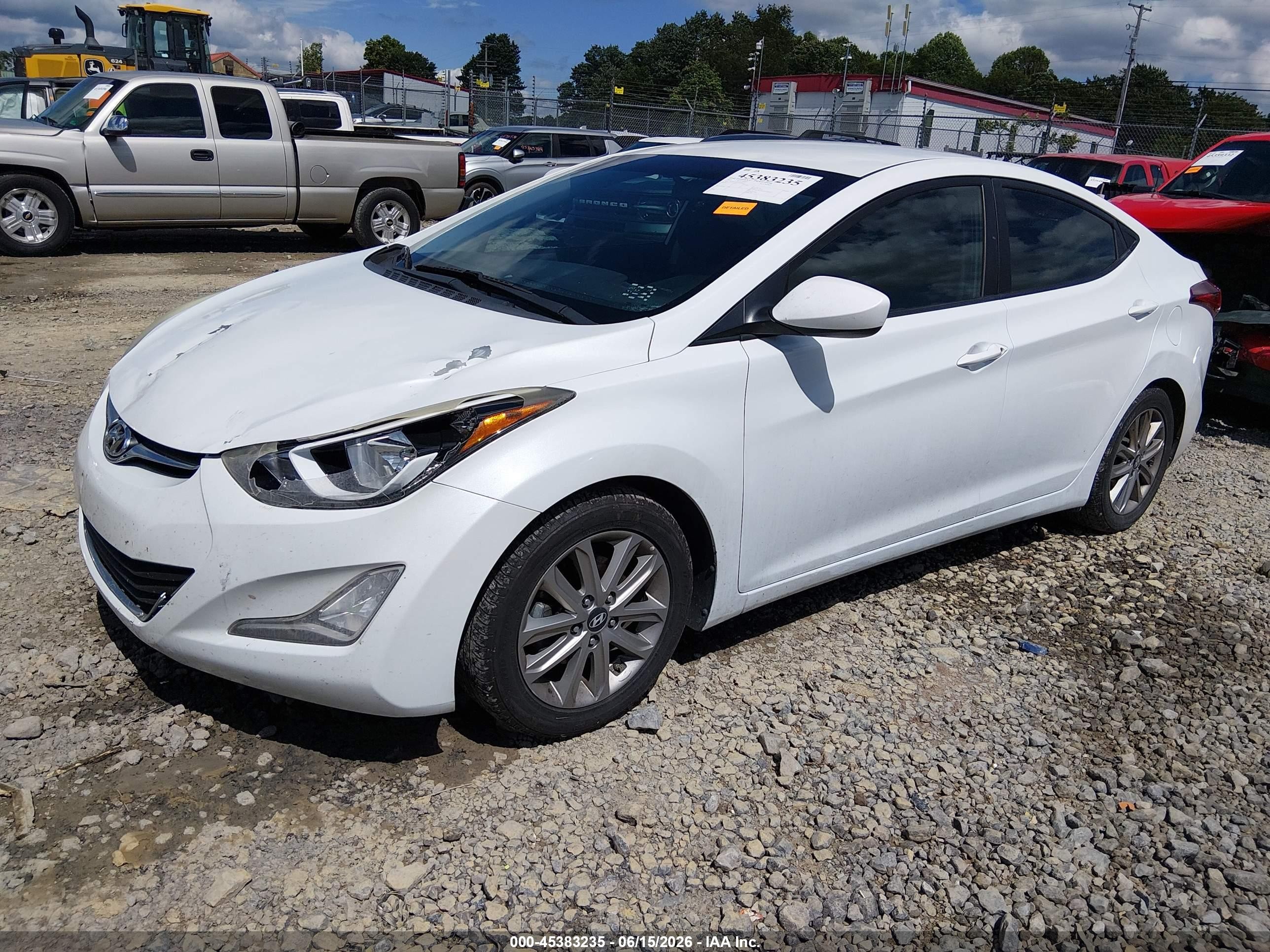 2015 Hyundai Elantra Se White vin: 5NPDH4AE6FH596089