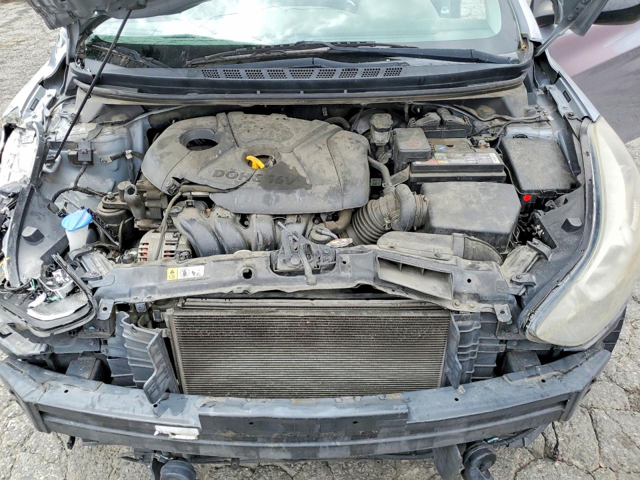 2015 Hyundai Elantra Se Серебряный vin: 5NPDH4AE6FH599378