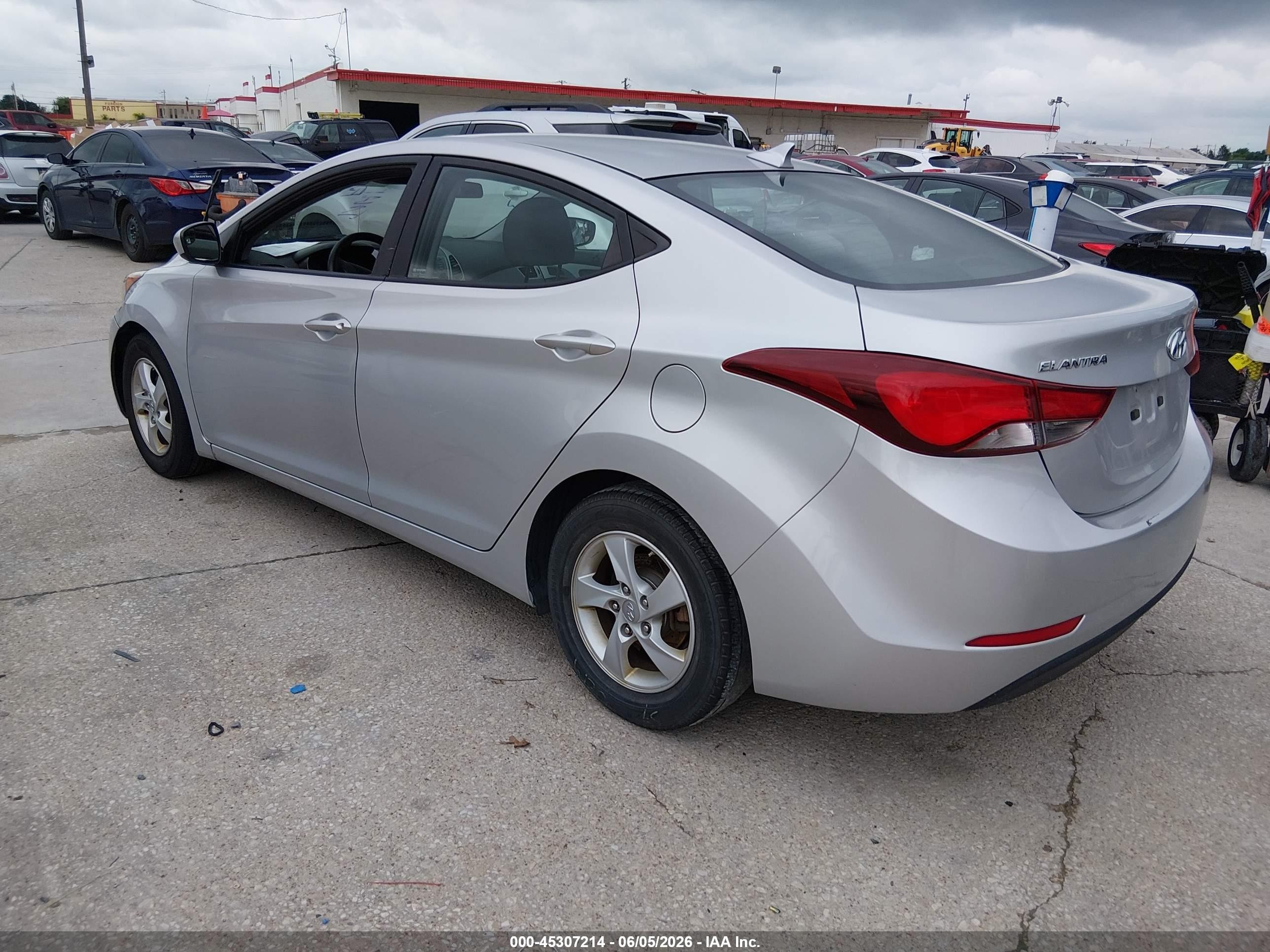 2015 Hyundai Elantra Se Silver vin: 5NPDH4AE6FH600075